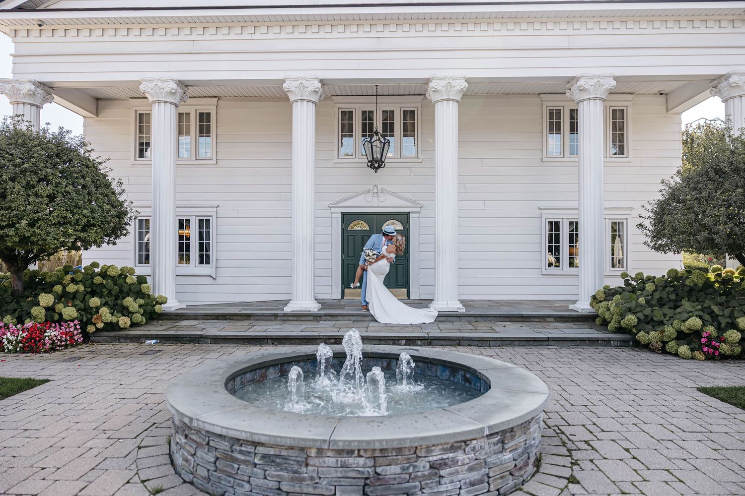 White House Wedding Chapel Wedding | Warren, MI