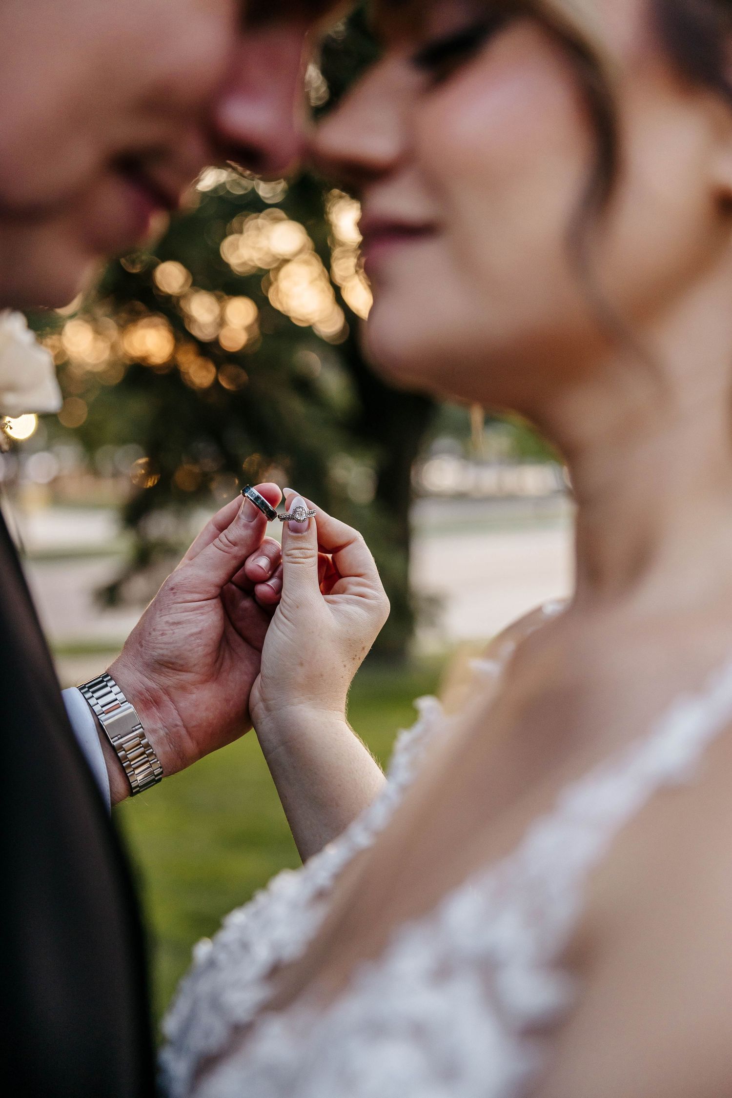 luxury wedding photographer bride and groom portrait