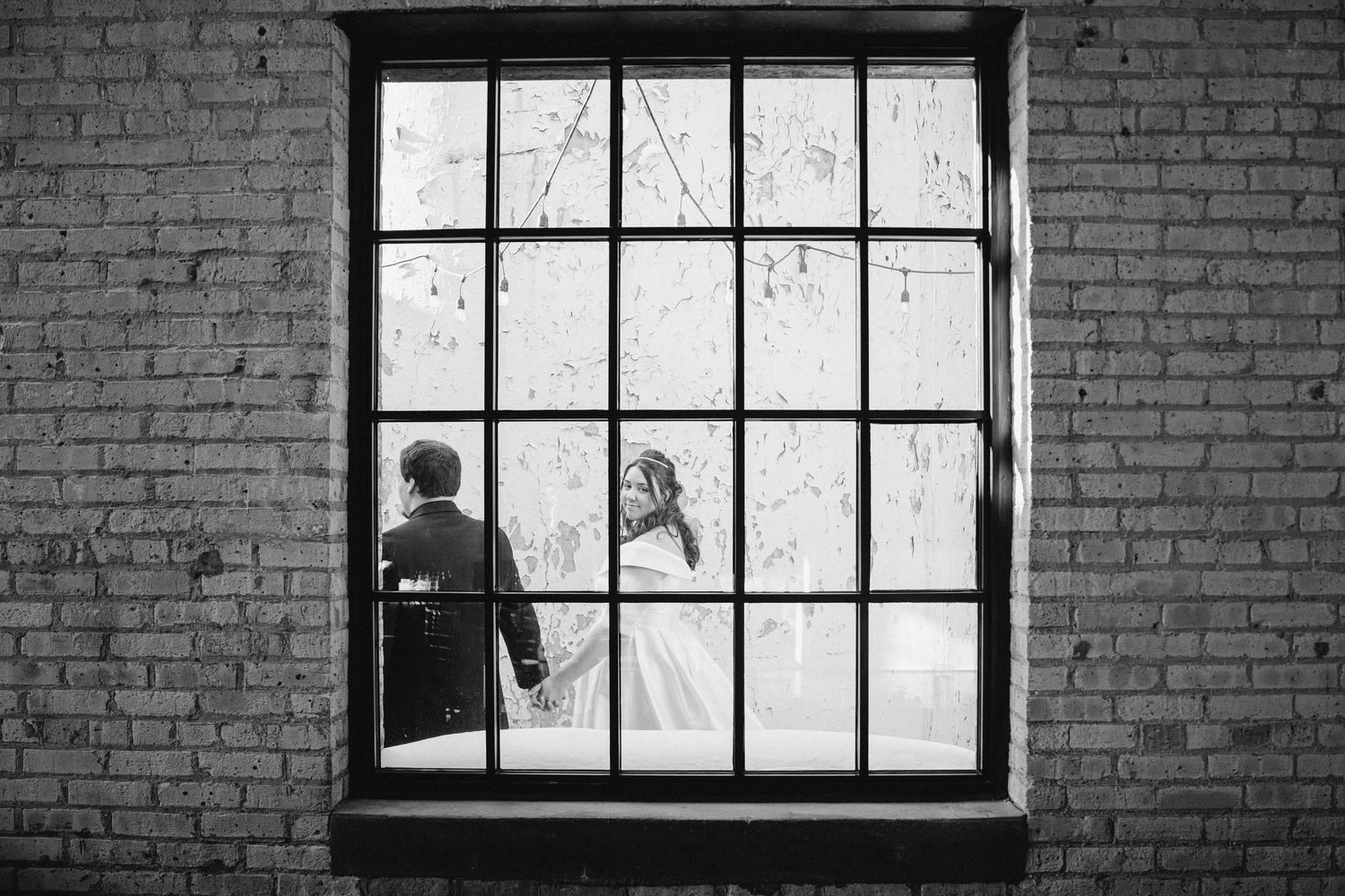 luxury wedding photographer bride and groom portrait