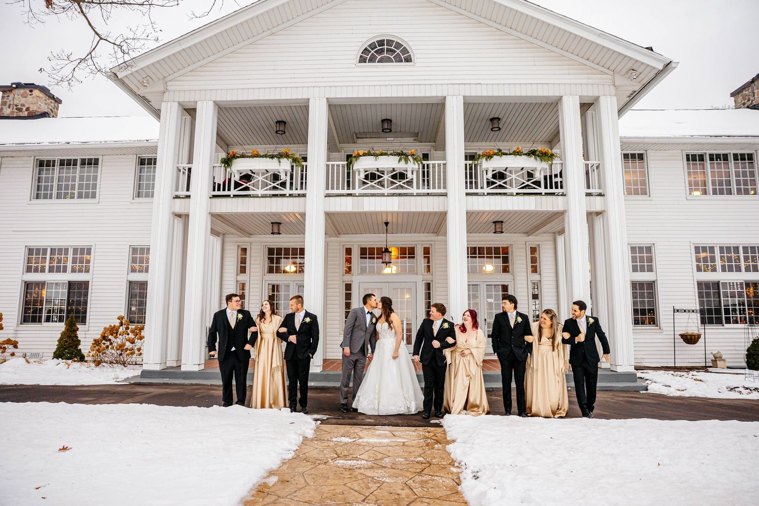 timeless wedding photographer bride and groom portrait