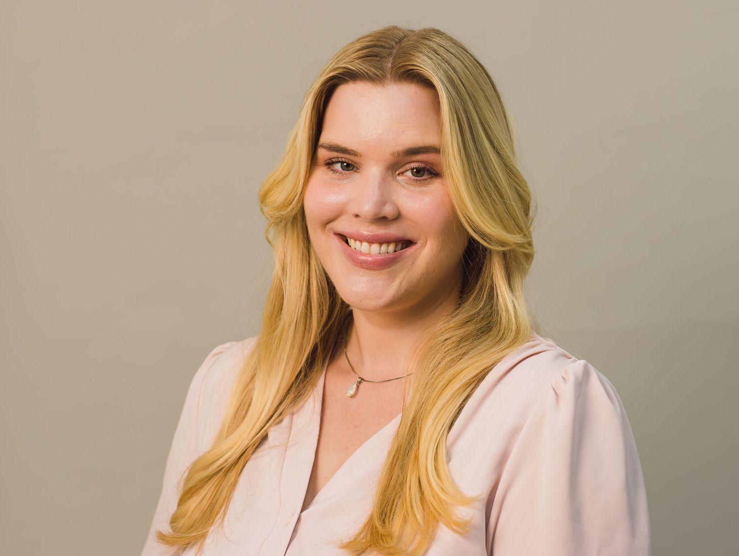 Professional headshot photography in Bartlesville Oklahoma for business owners and modern brands.