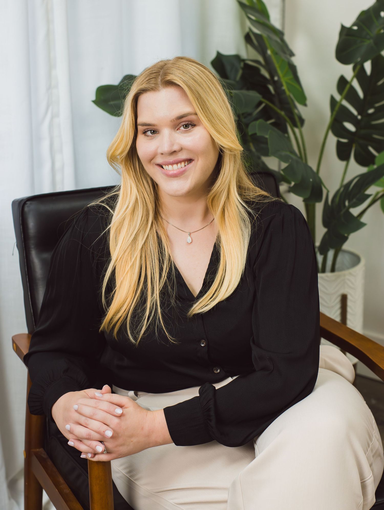 Professional headshot photography in Bartlesville Oklahoma for business owners and modern brands.