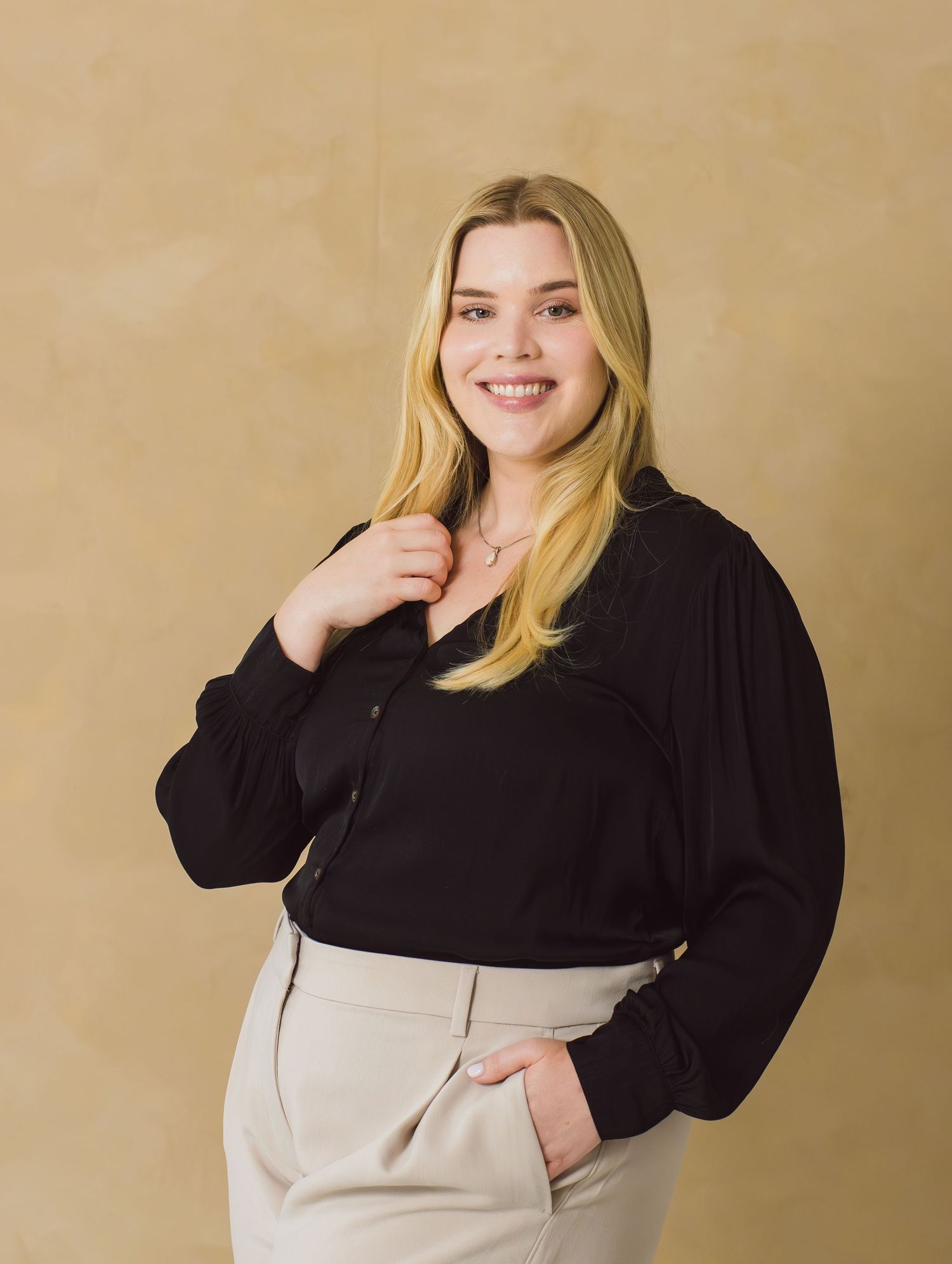 Professional headshot photography in Bartlesville Oklahoma for business owners and modern brands.