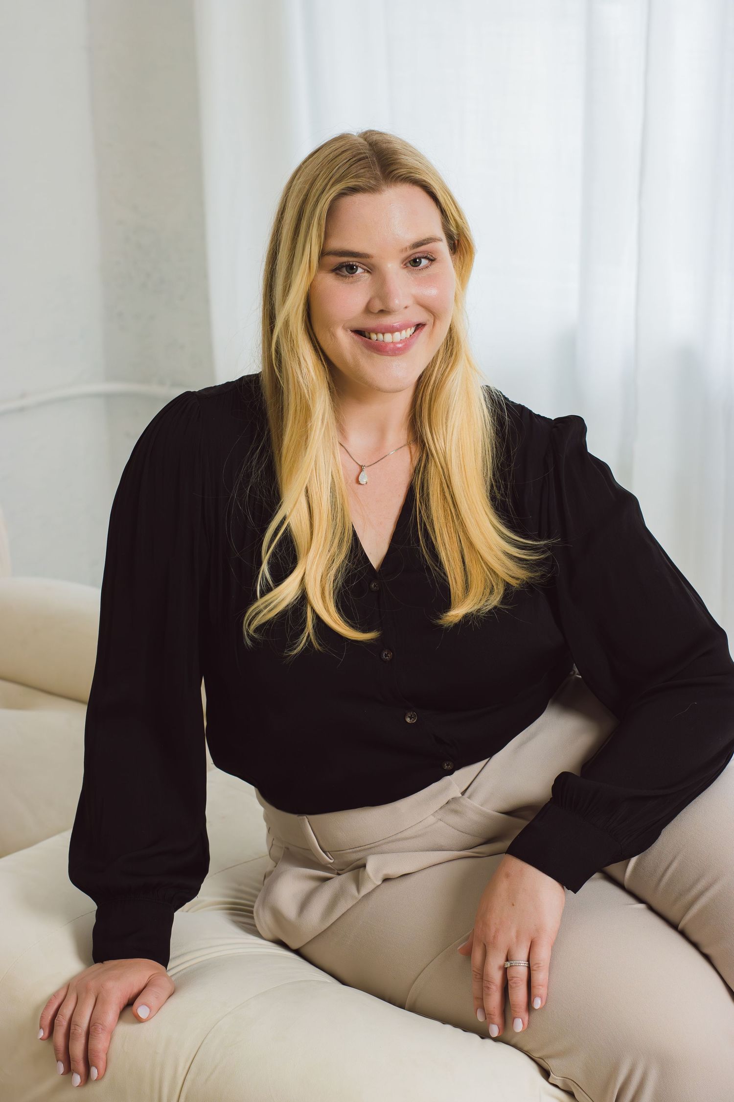 Professional headshot photography in Bartlesville Oklahoma for business owners and modern brands.