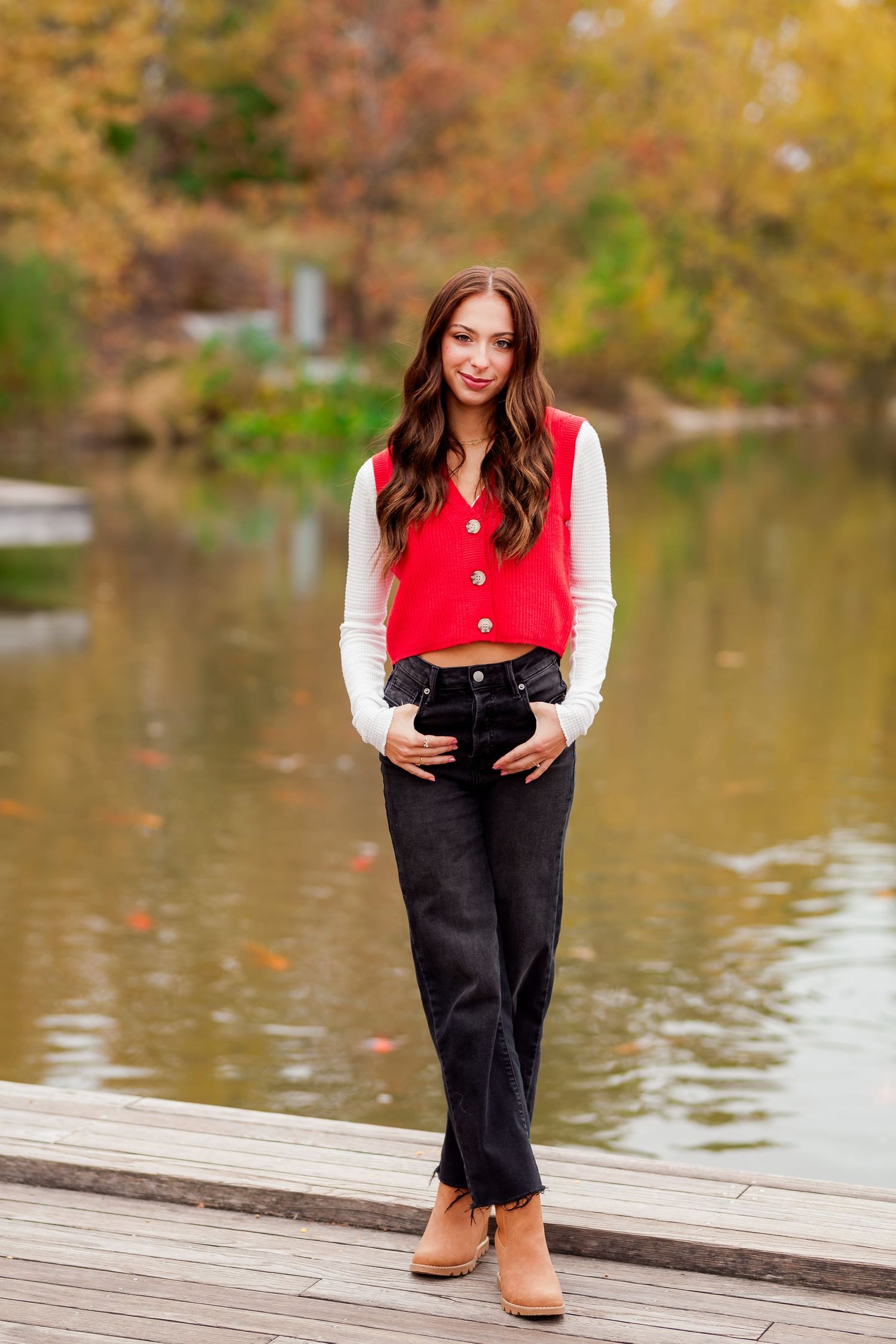 Editorial senior photography session serving Bartlesville, Owasso, and Broken Arrow Oklahoma focused on personality-filled imagery.