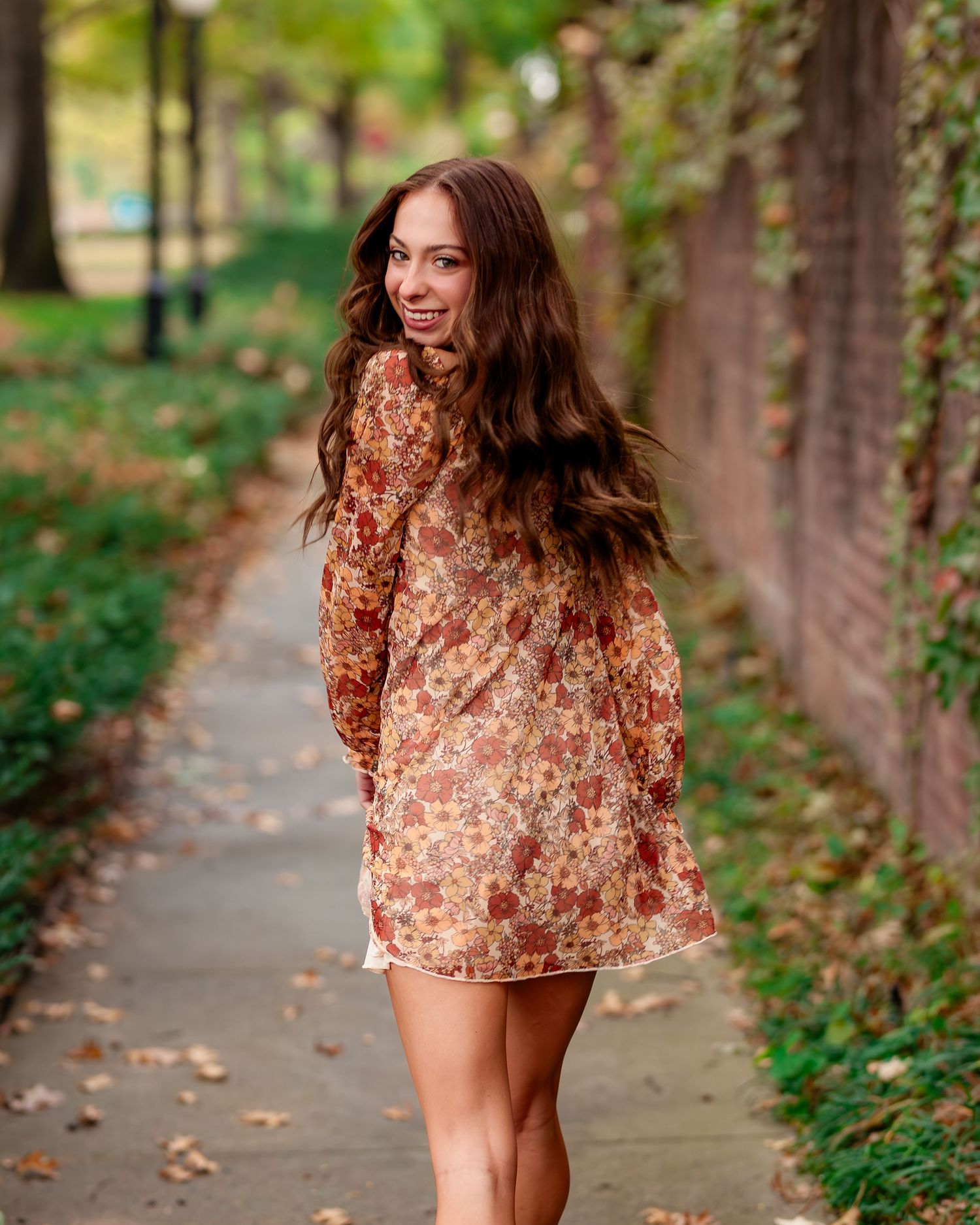 Modern senior photography in Tulsa Oklahoma with natural light and editorial styling by Imagery by LaShawn Renee.Modern senior photography i