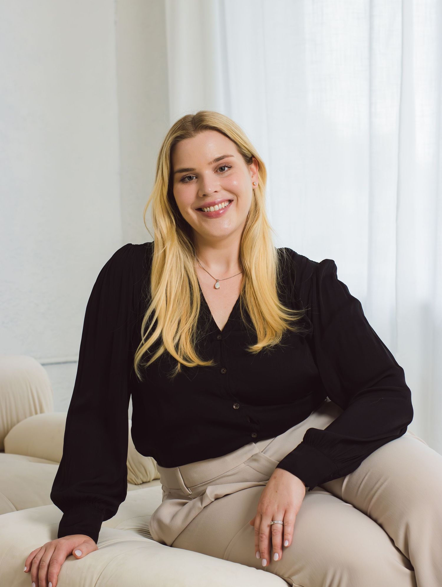 Professional headshot photography in Bartlesville Oklahoma for business owners and modern brands.