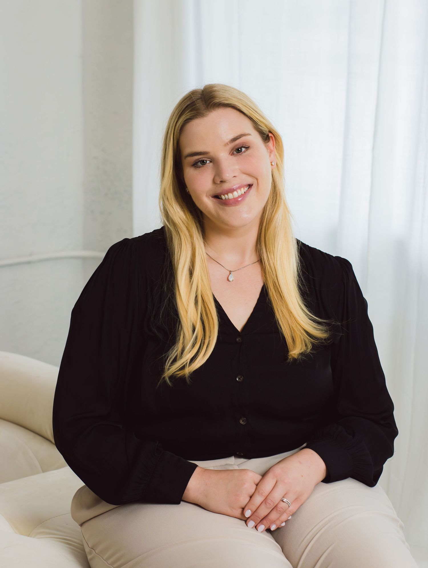 Professional headshot photography in Bartlesville Oklahoma for business owners and modern brands.