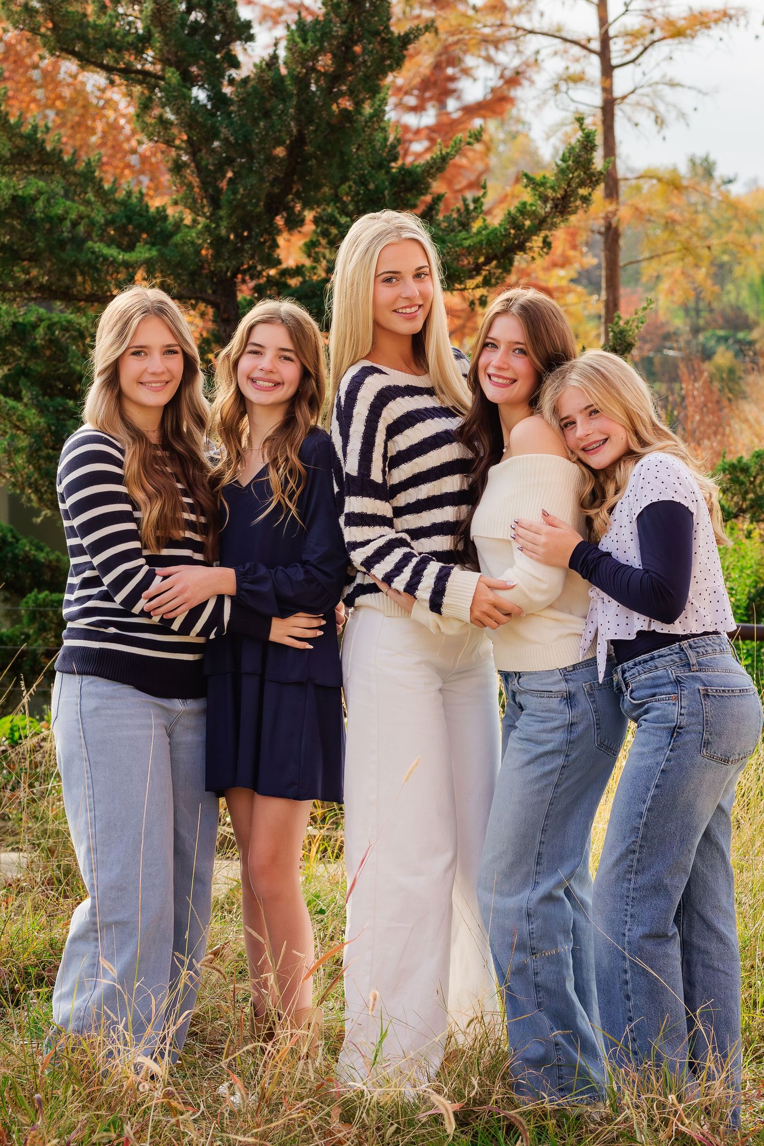 Family photography in Bartlesville Oklahoma featuring natural light and refined portrait styling.Family photography in Bartlesville Oklahoma