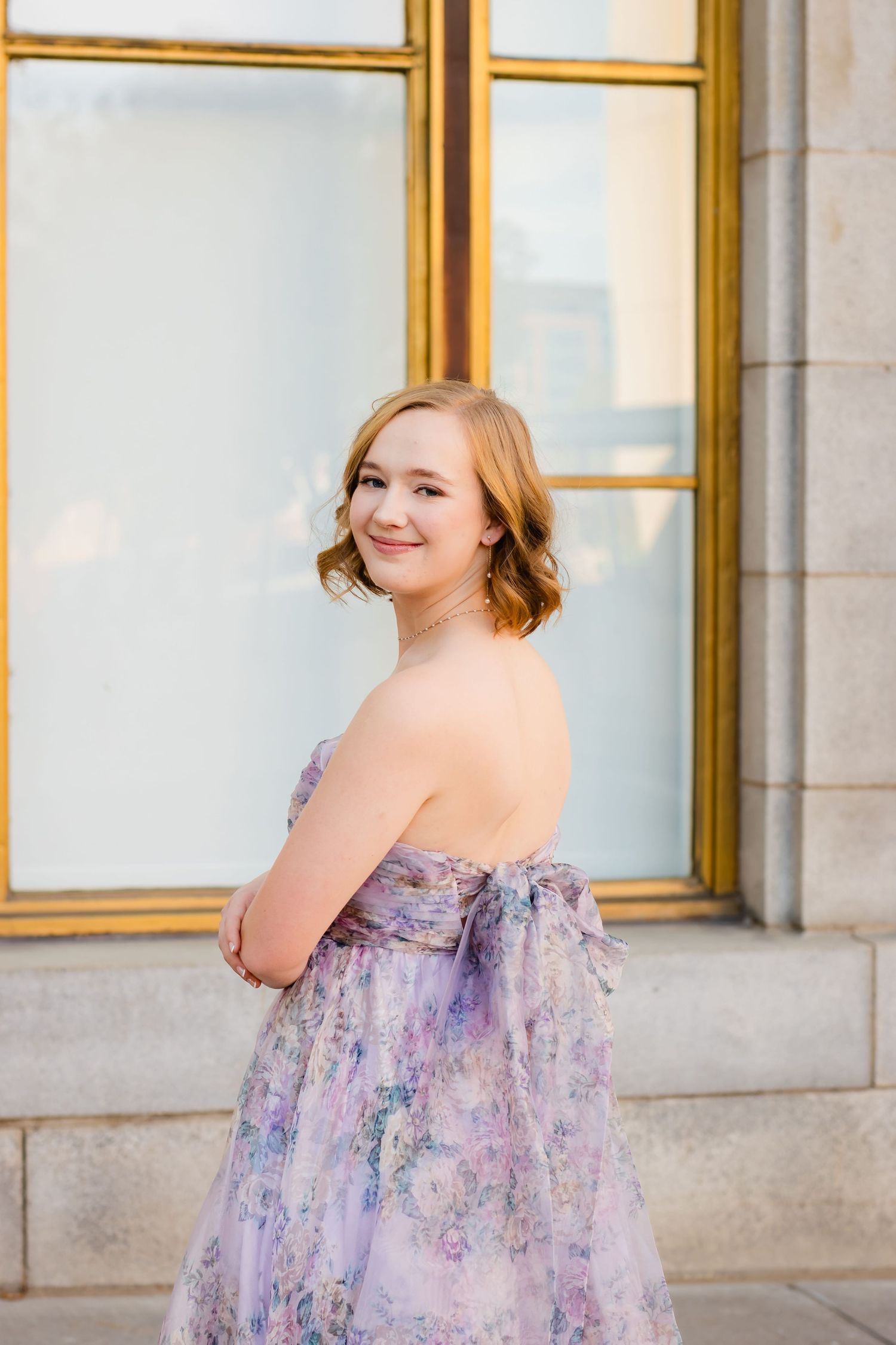 Editorial senior photography session serving Bartlesville, Owasso, and Broken Arrow Oklahoma focused on personality-filled imagery.