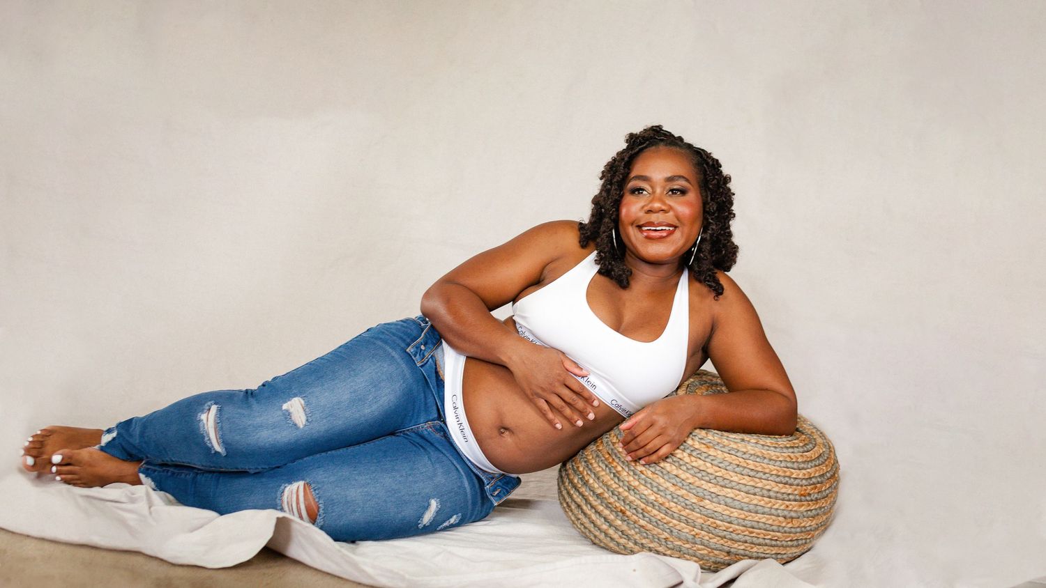 Maternity photography in Bartlesville Oklahoma featuring soft, refined portraits by Imagery by LaShawn Renee.