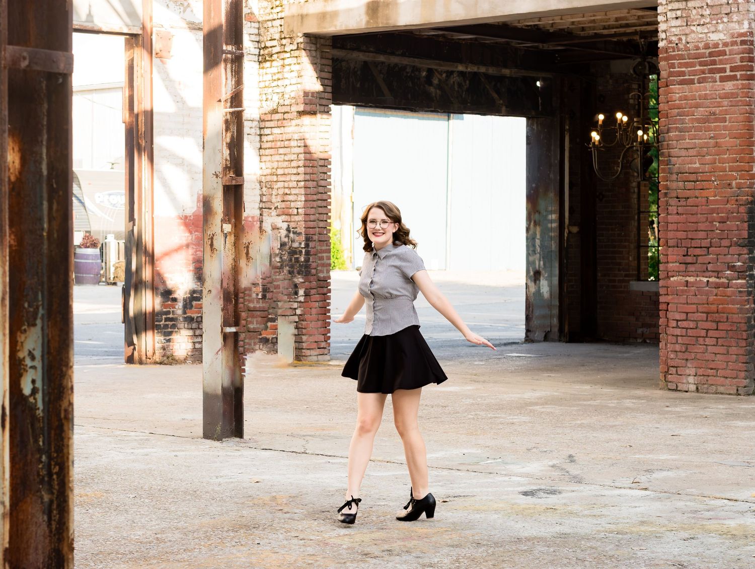 Editorial senior photography session serving Bartlesville, Owasso, and Broken Arrow Oklahoma focused on personality-filled imagery.