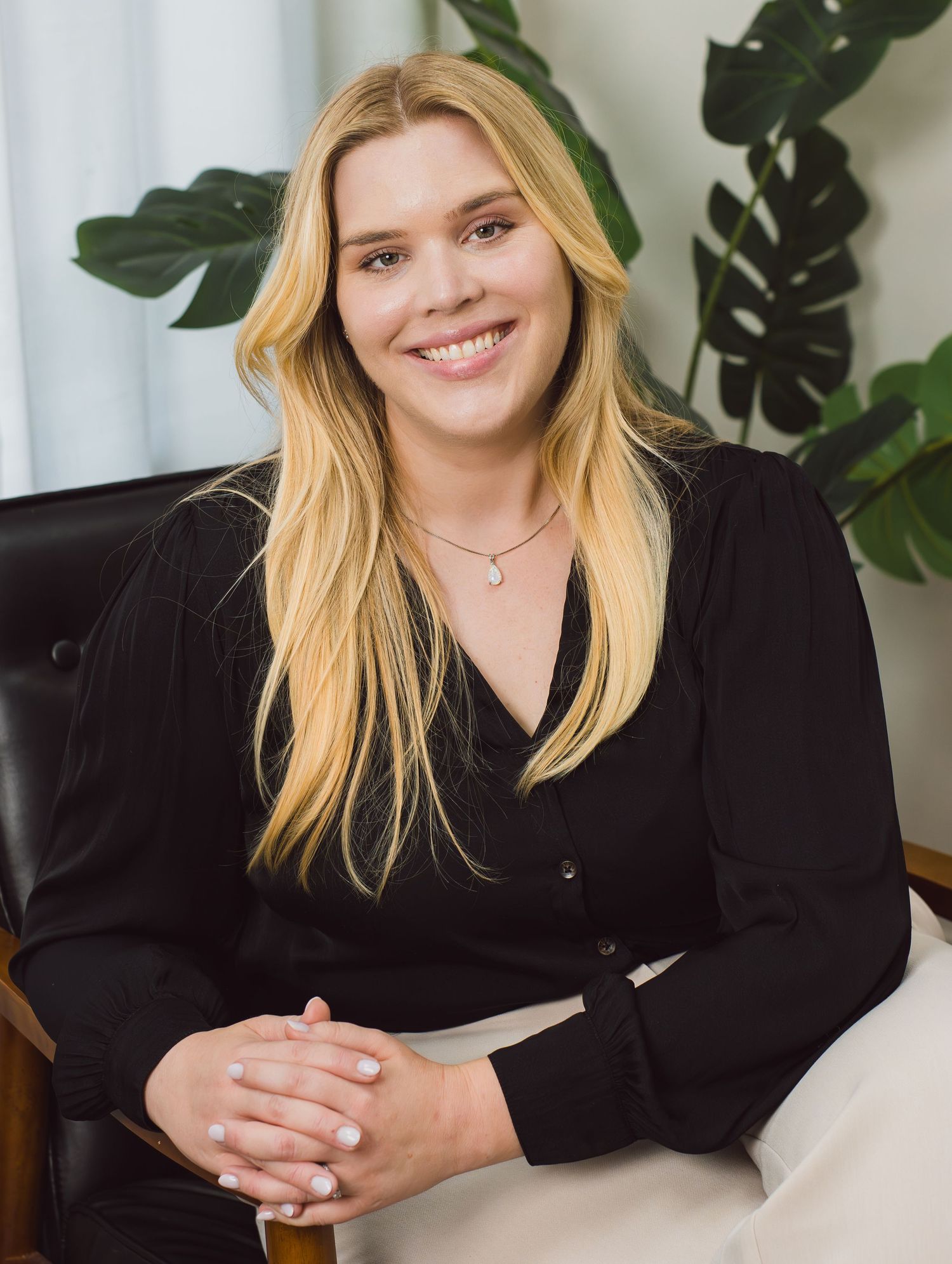 Professional headshot photography in Bartlesville Oklahoma for business owners and modern brands.