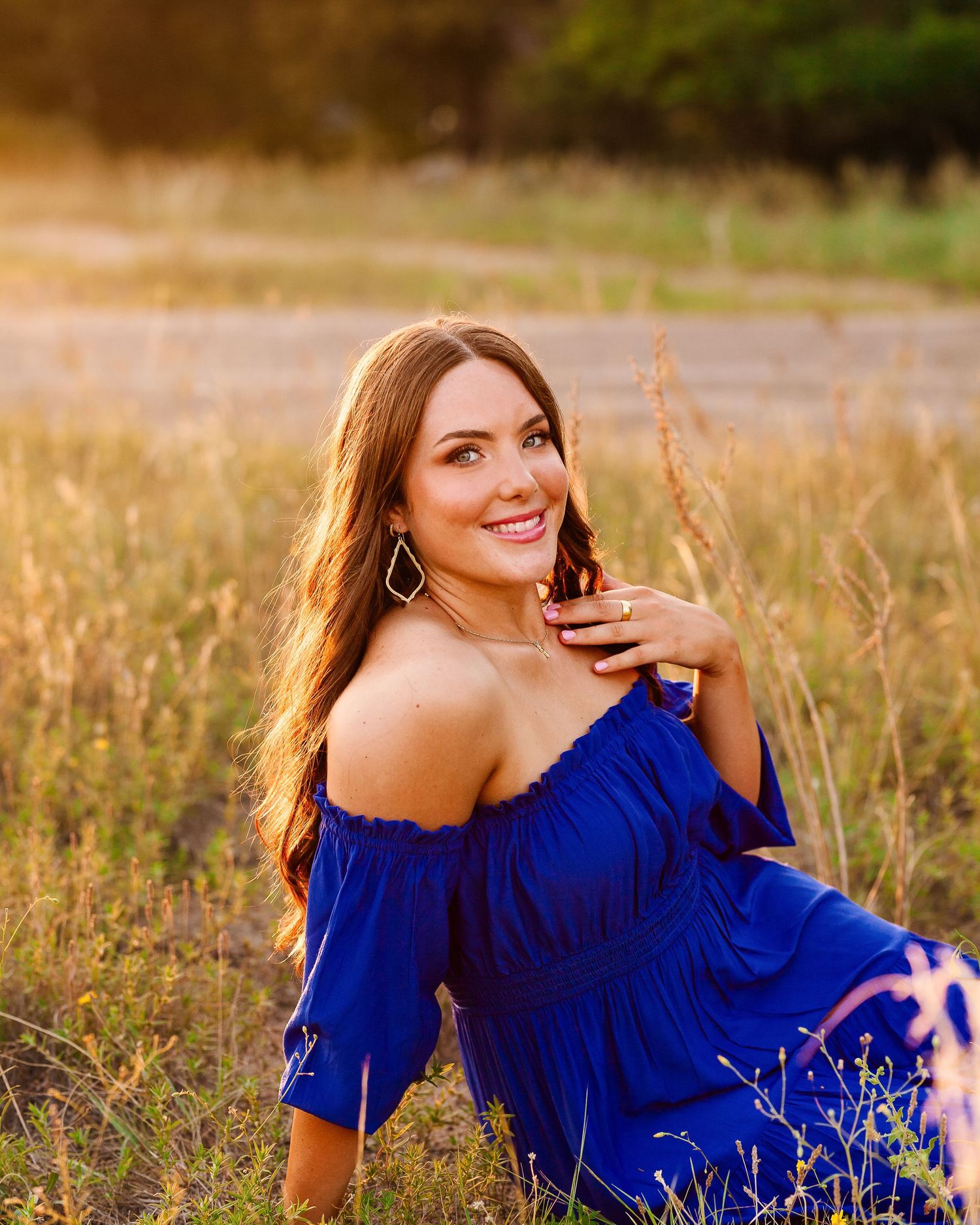 High school senior portrait session in Tulsa Oklahoma featuring bright, true-to-life imagery by Imagery by LaShawn Renee.