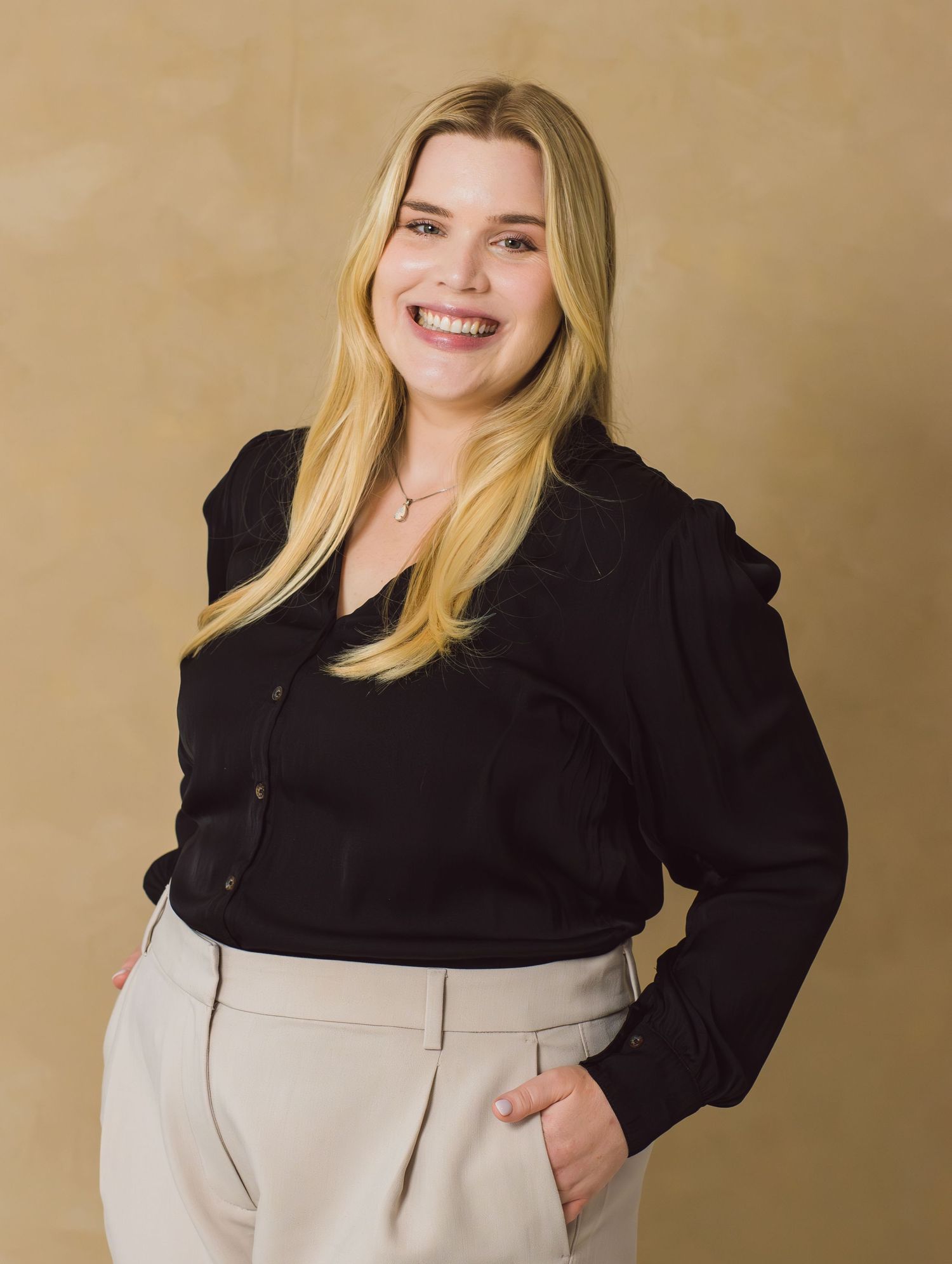 Professional headshot photography in Bartlesville Oklahoma for business owners and modern brands.