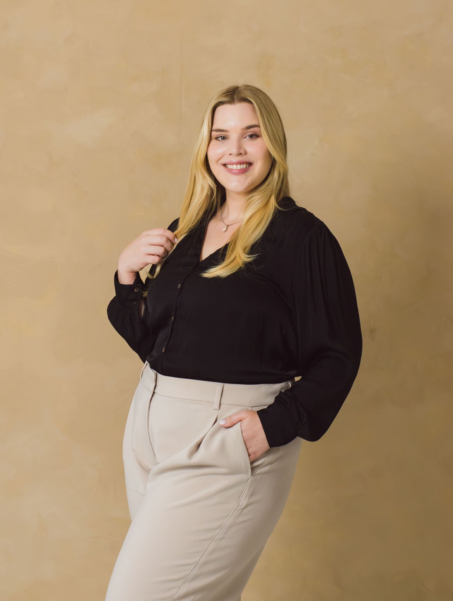 Professional headshot photography in Bartlesville Oklahoma for business owners and modern brands.