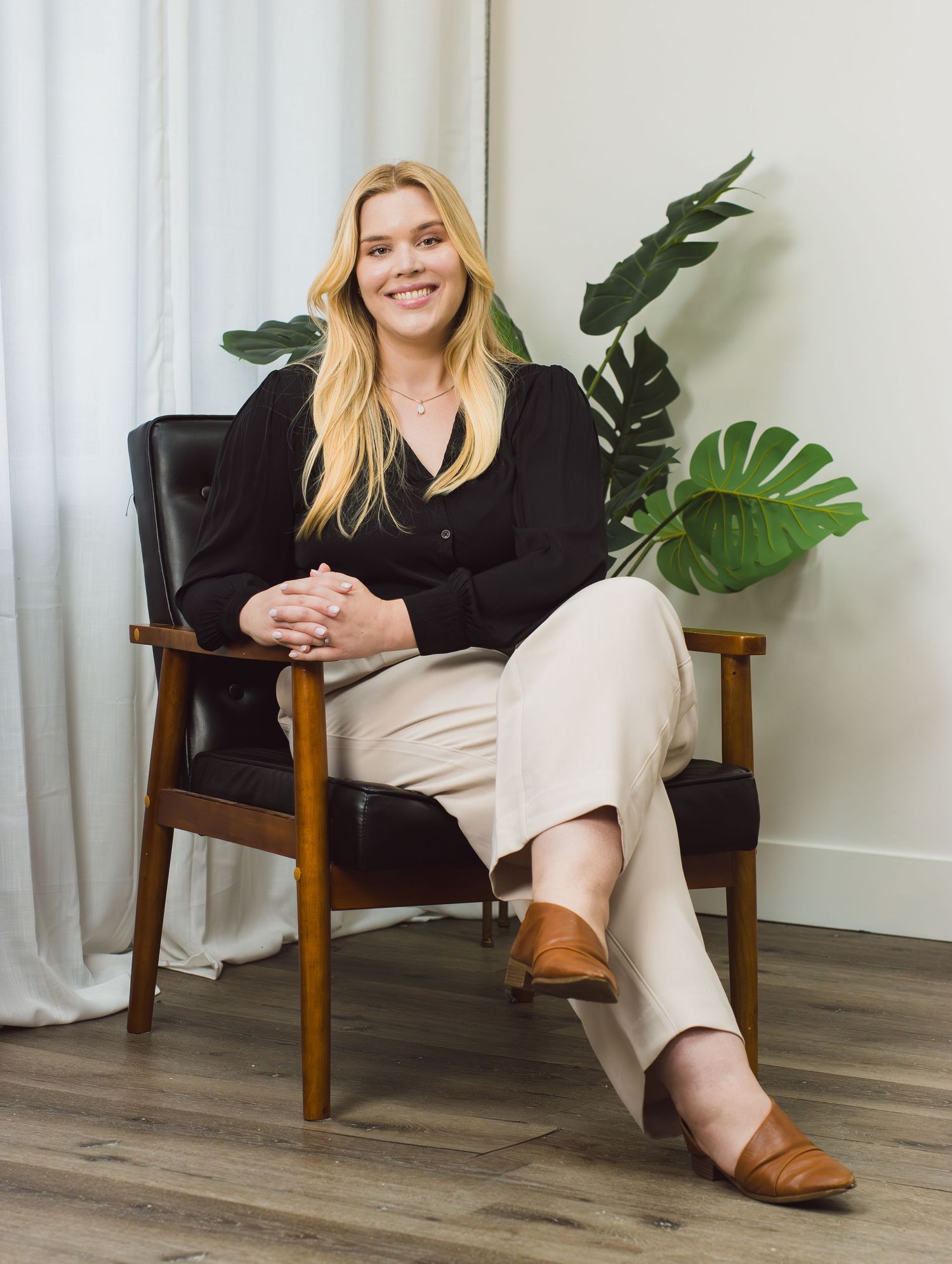Professional headshot photography in Bartlesville Oklahoma for business owners and modern brands.