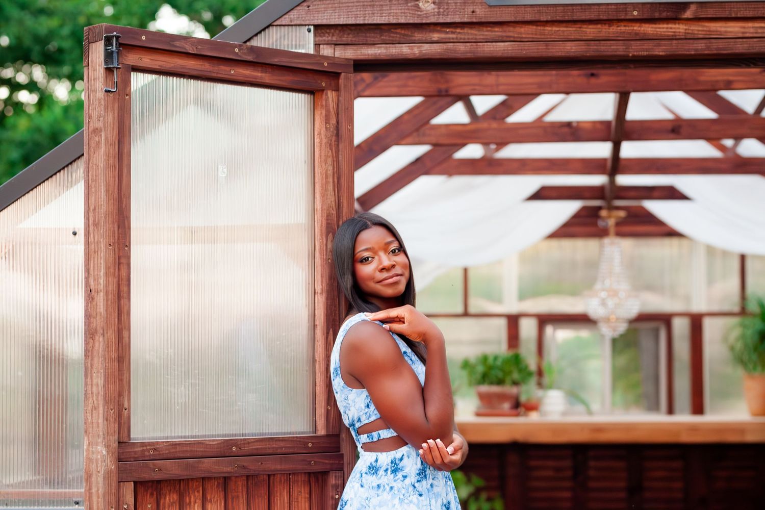 Modern senior photography in Tulsa Oklahoma with natural light and editorial styling by Imagery by LaShawn Renee.