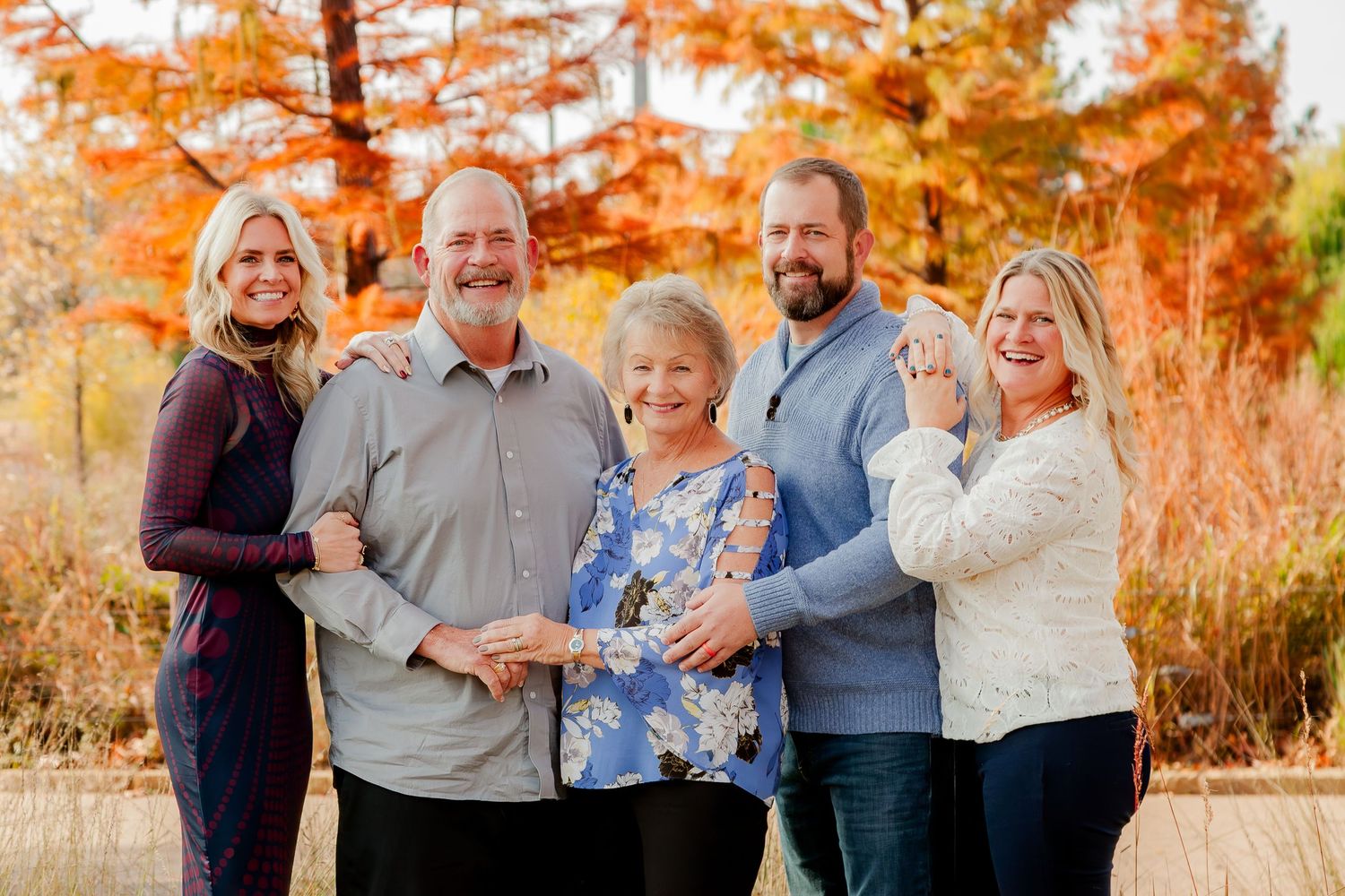 Family photography in Bartlesville Oklahoma featuring natural light and refined portrait styling.Family photography in Bartlesville Oklahoma