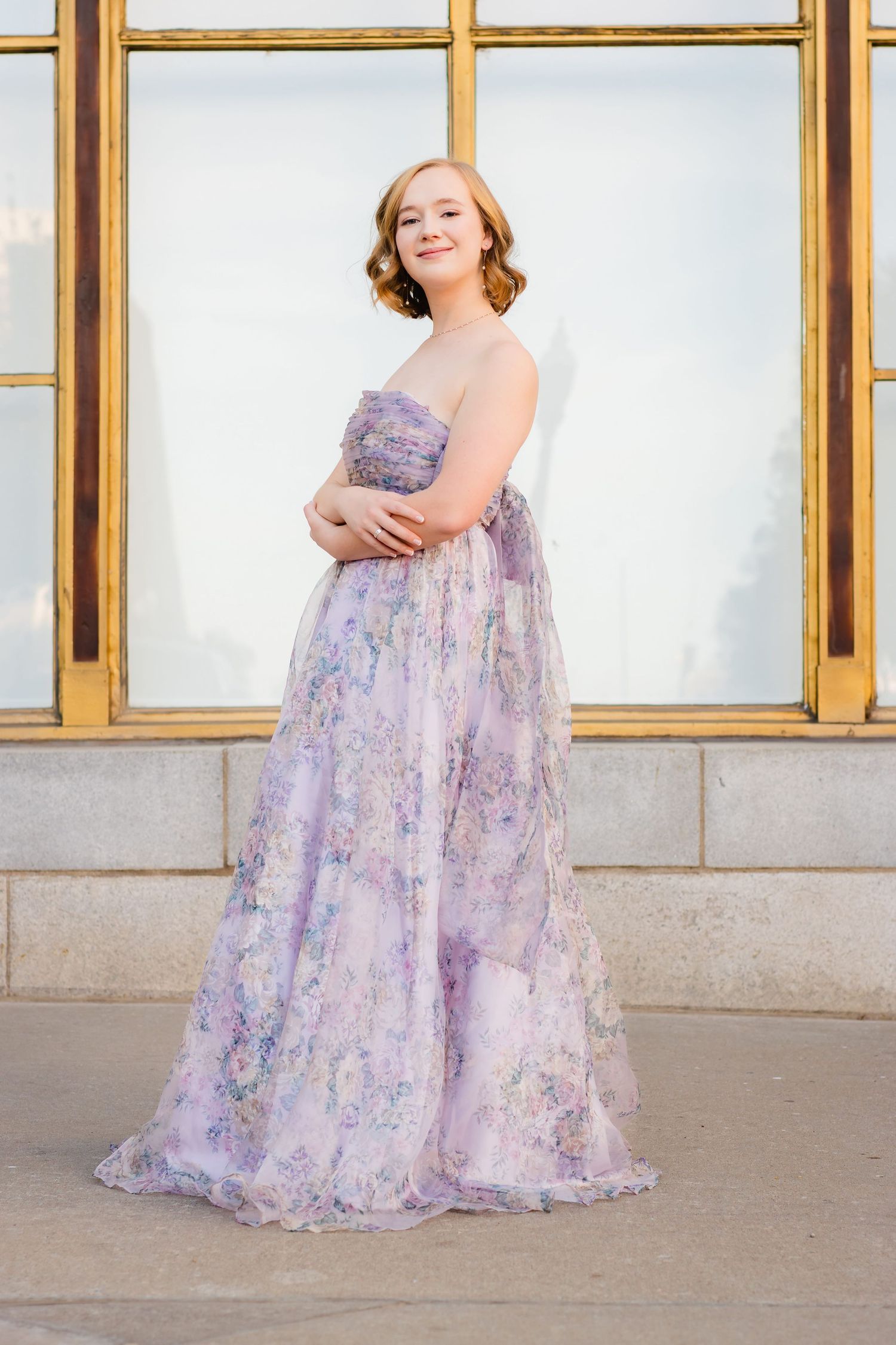 Editorial senior photography session serving Bartlesville, Owasso, and Broken Arrow Oklahoma focused on personality-filled imagery.