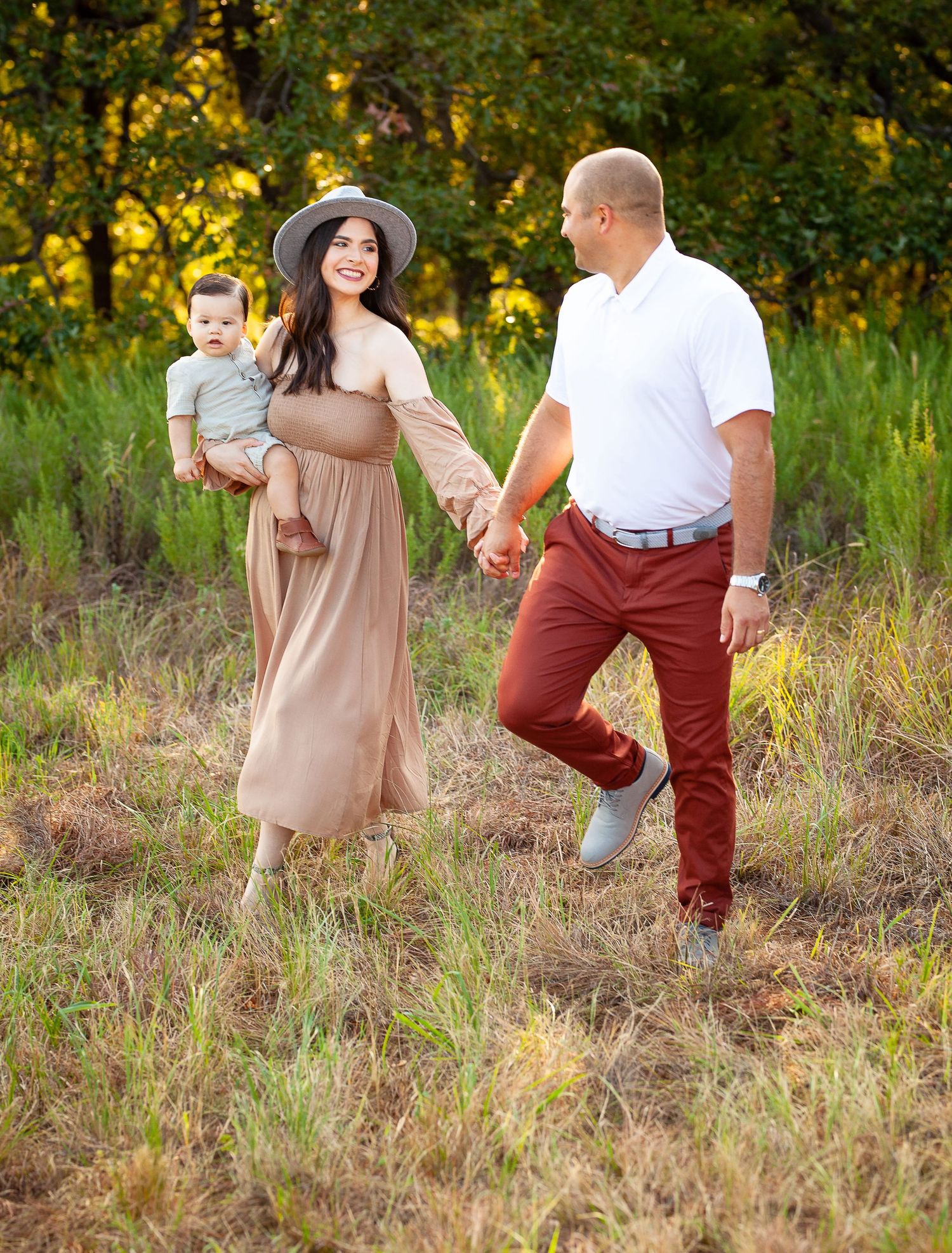 Family photography in Bartlesville Oklahoma featuring natural light and refined portrait styling.