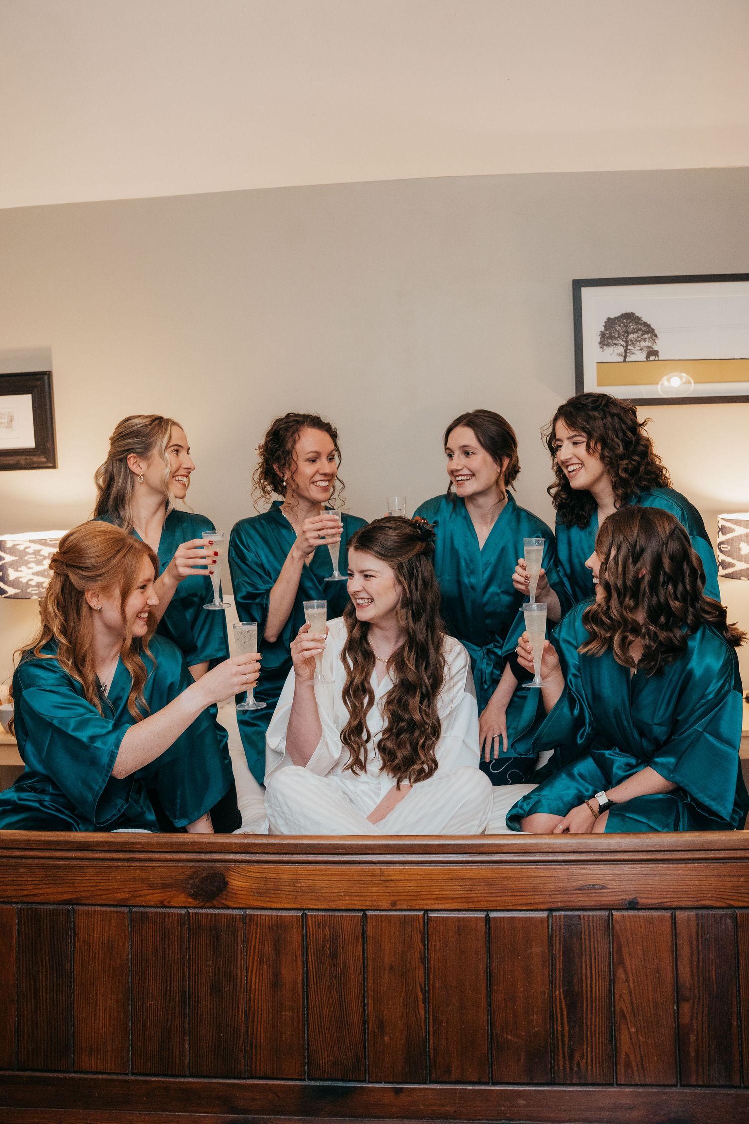 Morning bridal prep photos