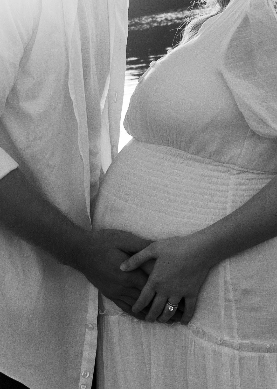 timeless maternity photography, sunset, golden hour