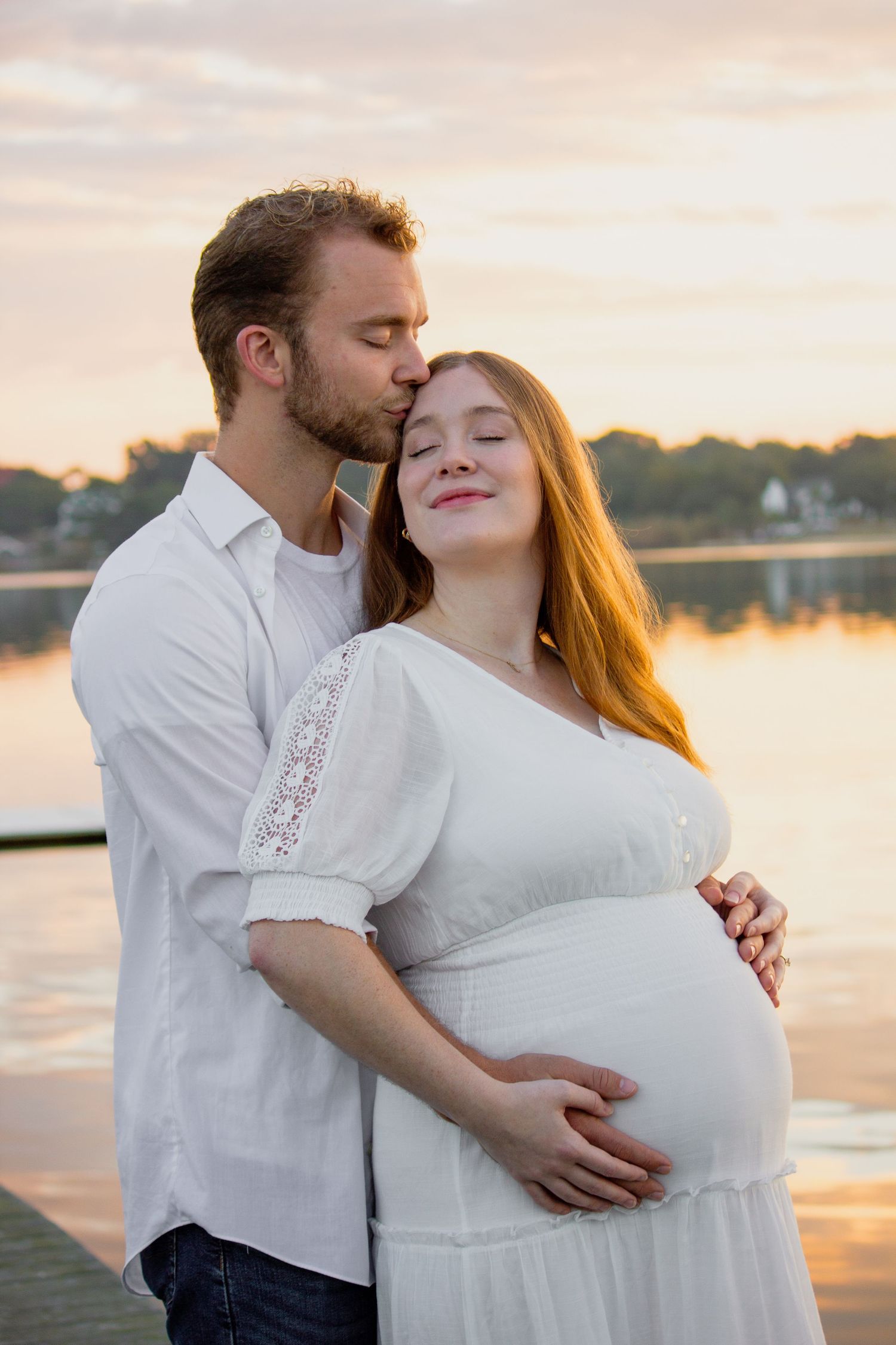 timeless maternity photography, sunset, golden hour
