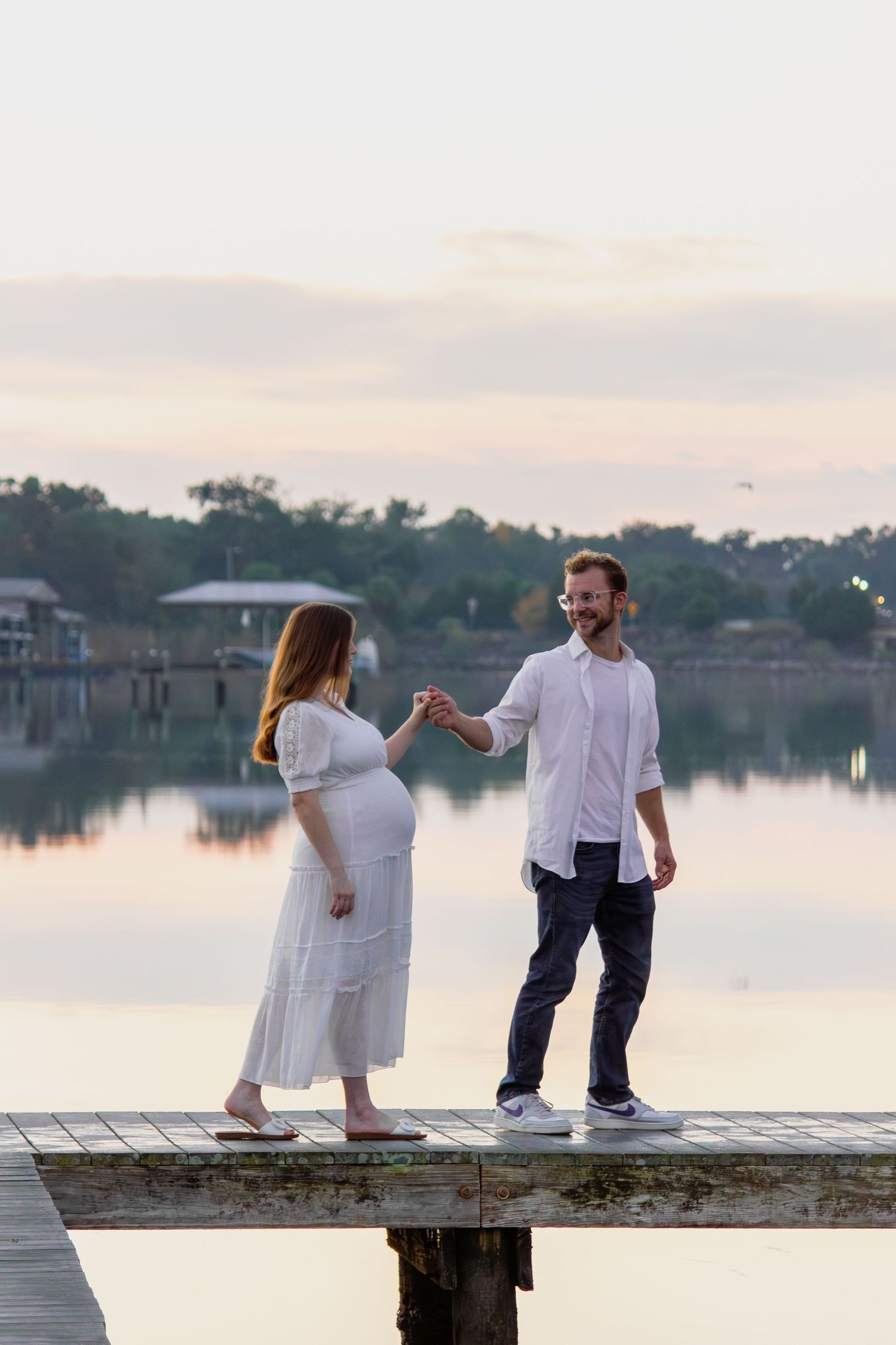 timeless maternity photography, sunset, golden hour