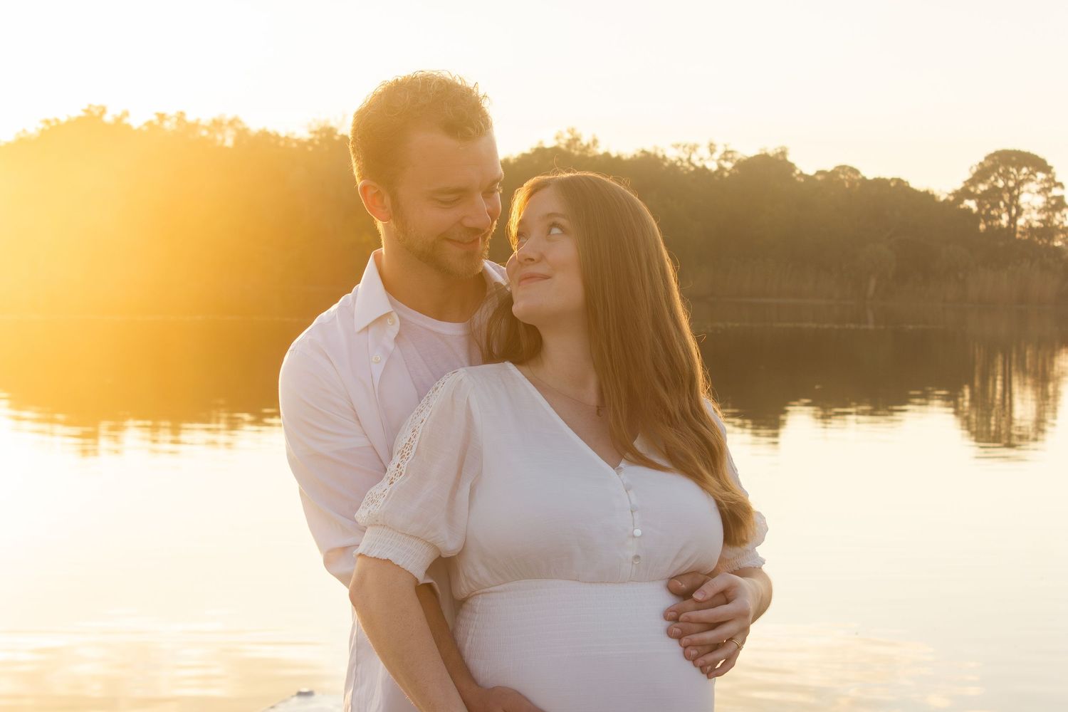 timeless maternity photography, sunset, golden hour