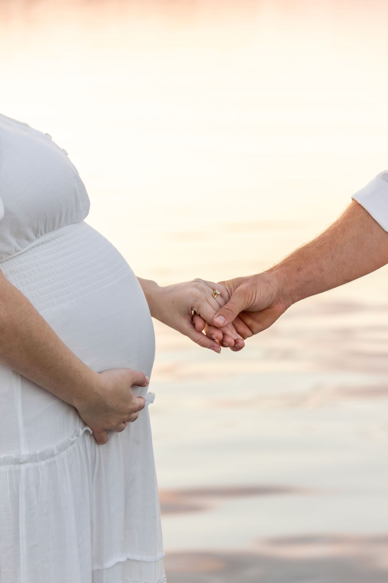 timeless maternity photography, sunset, golden hour