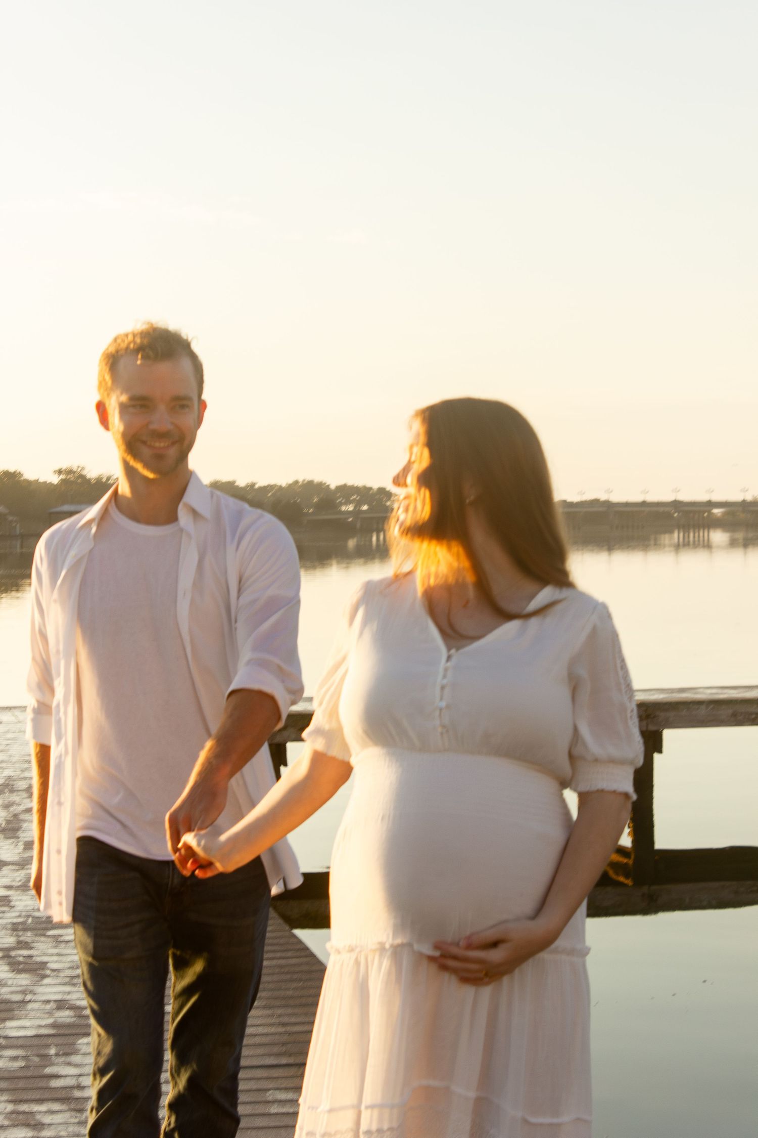 timeless maternity photography, sunset, golden hour