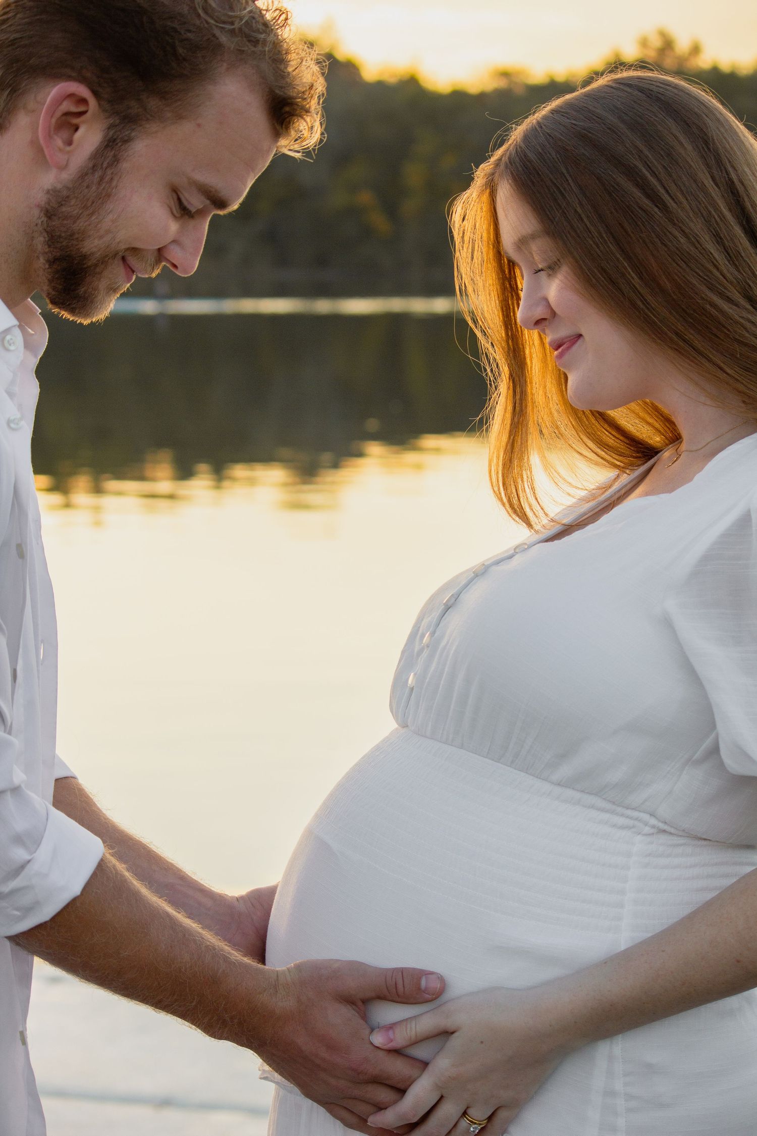 timeless maternity photography, sunset, golden hour
