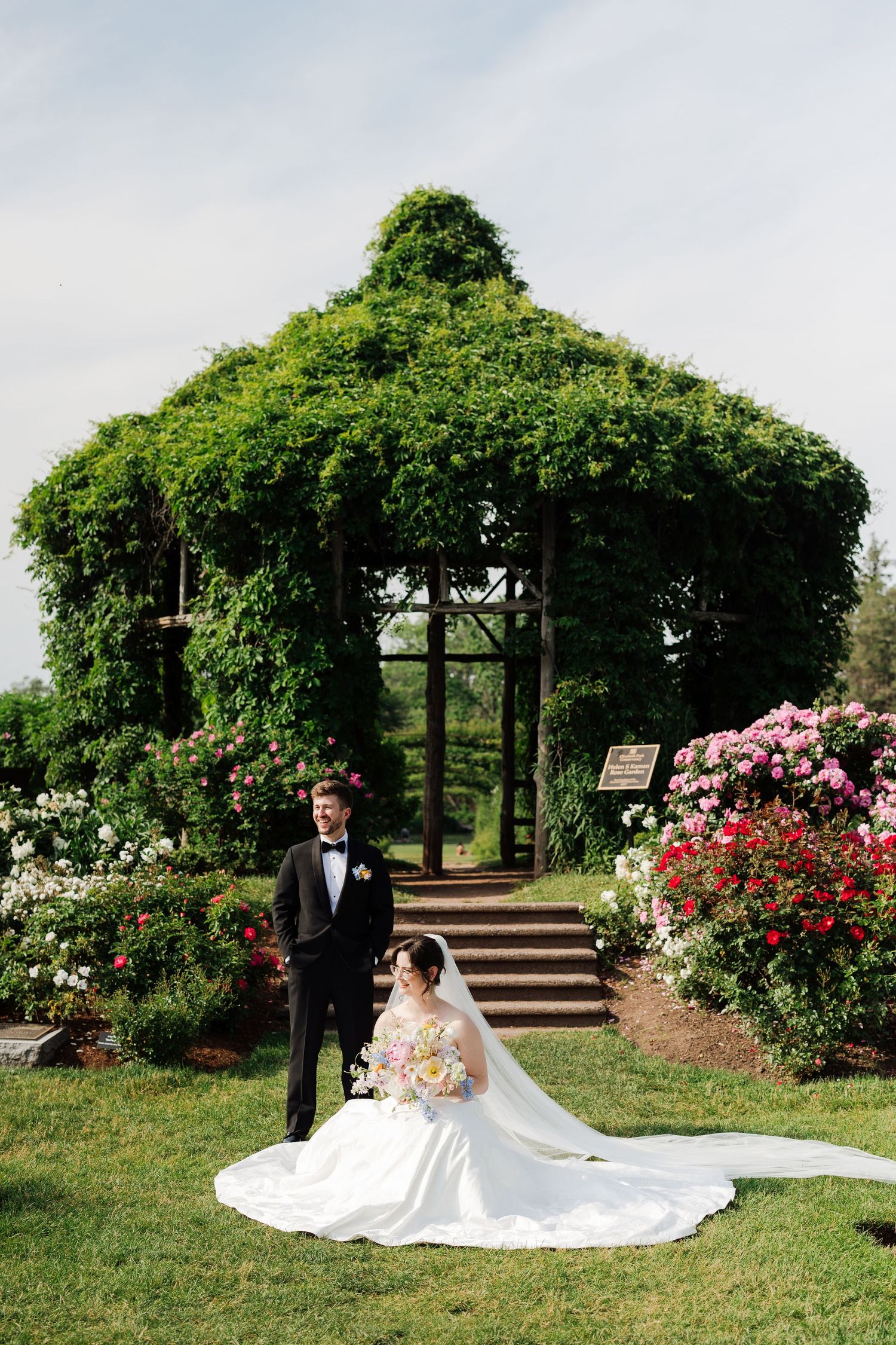 Elizabeth Gardens, West Hartford Pond House Cafe Wedding Photographer