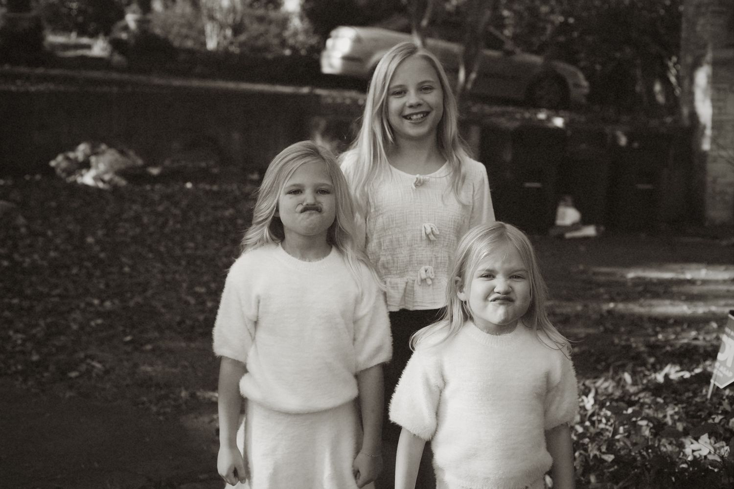 family and sibling session at home nashville