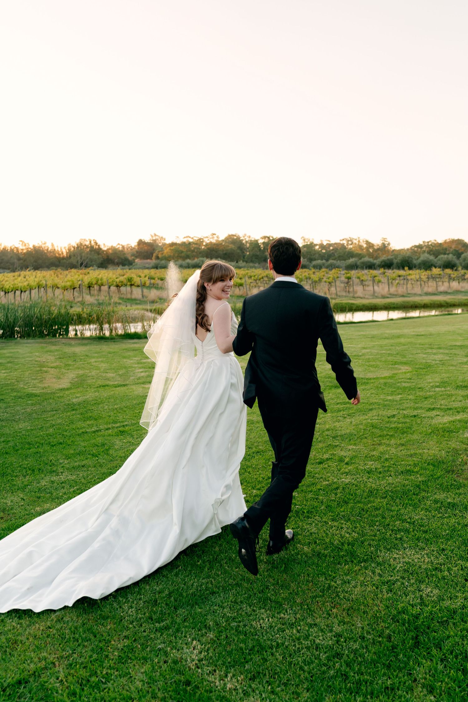 Barrett Lane wedding photographer in Swan Valley, Perth WA. Capturing natural, candid weddings at this rustic venue