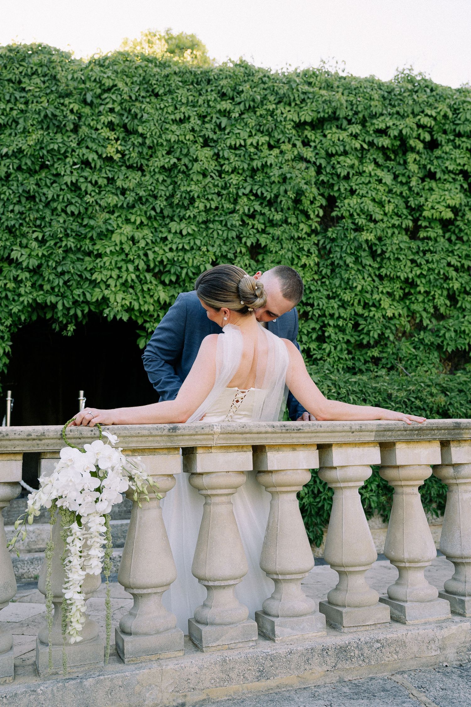 Romantic Caversham House weddings captured in Perth, candid documentary wedding photography with elegant garden and riverside ceremony