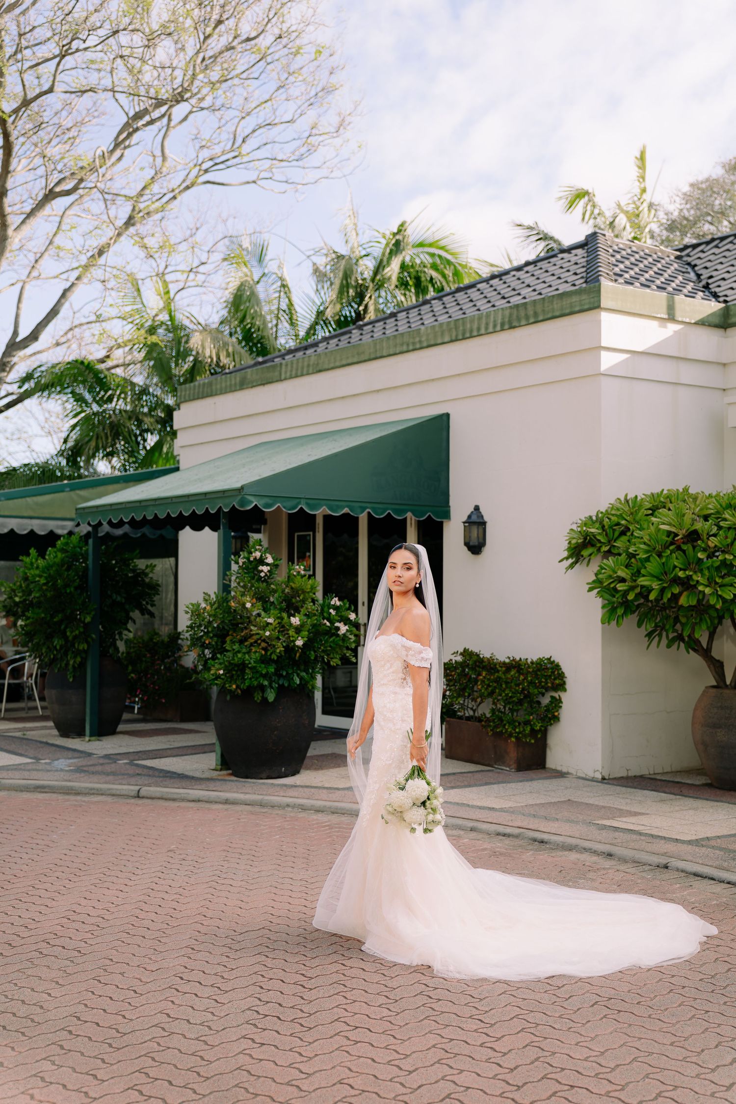 Joondalup Resort weddings in Perth candid documentary photography capturing natural portraits, Perth photographer available.