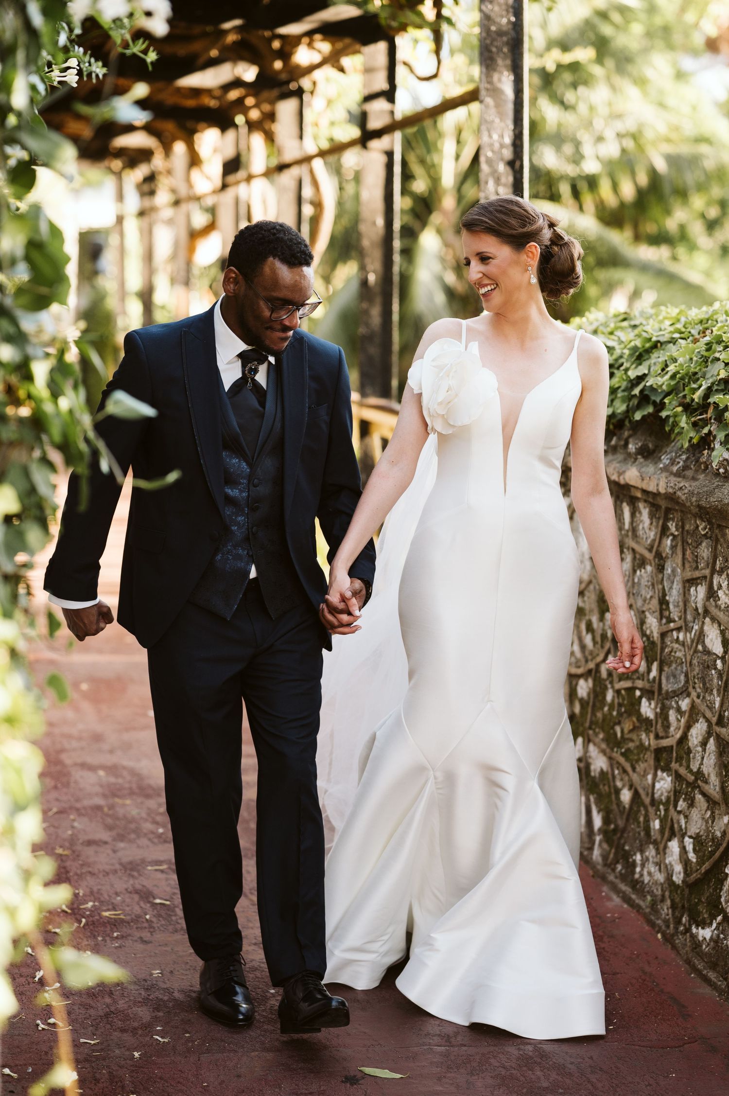 Couple walking at the Gardens