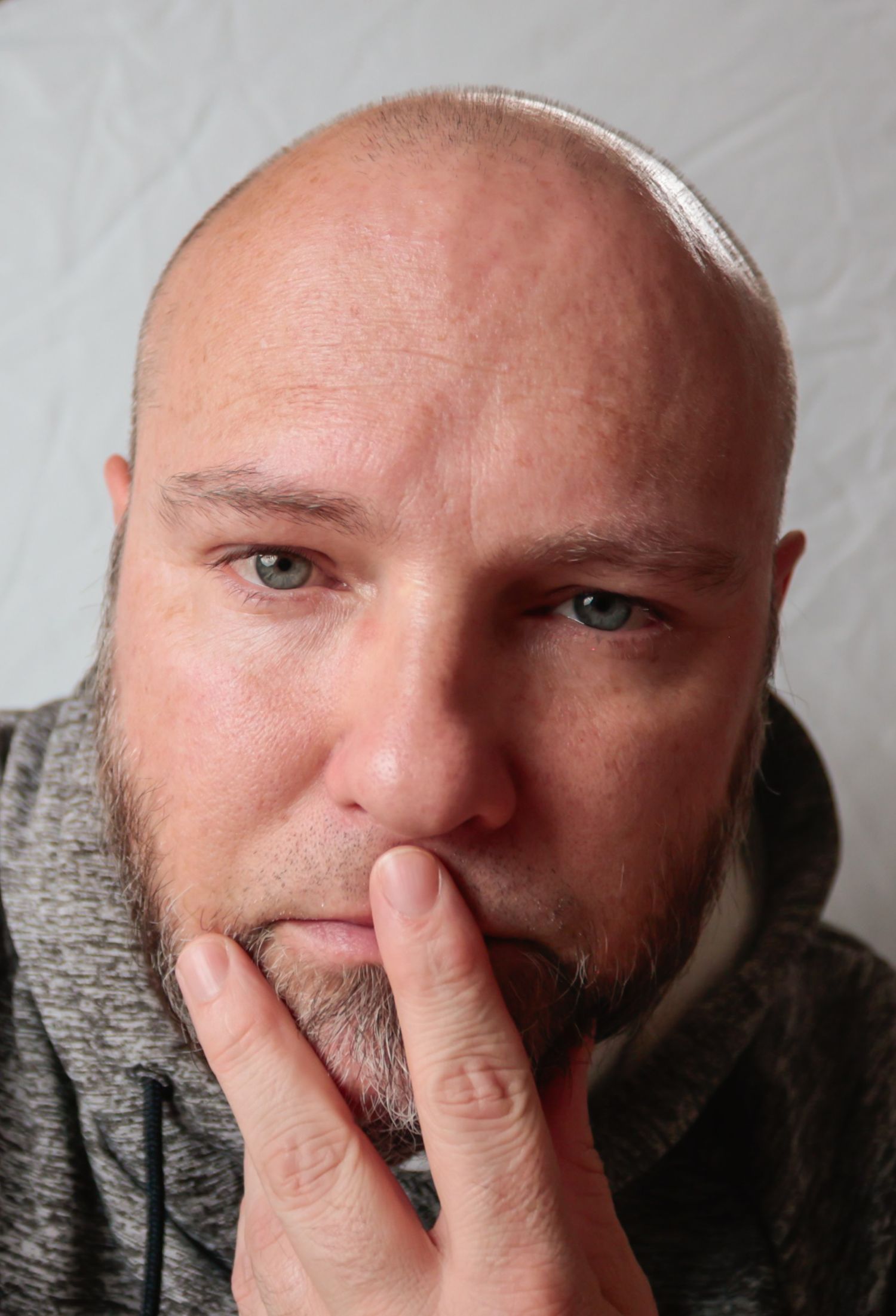 Self portrait of the photographer behind Fast Glass Photography