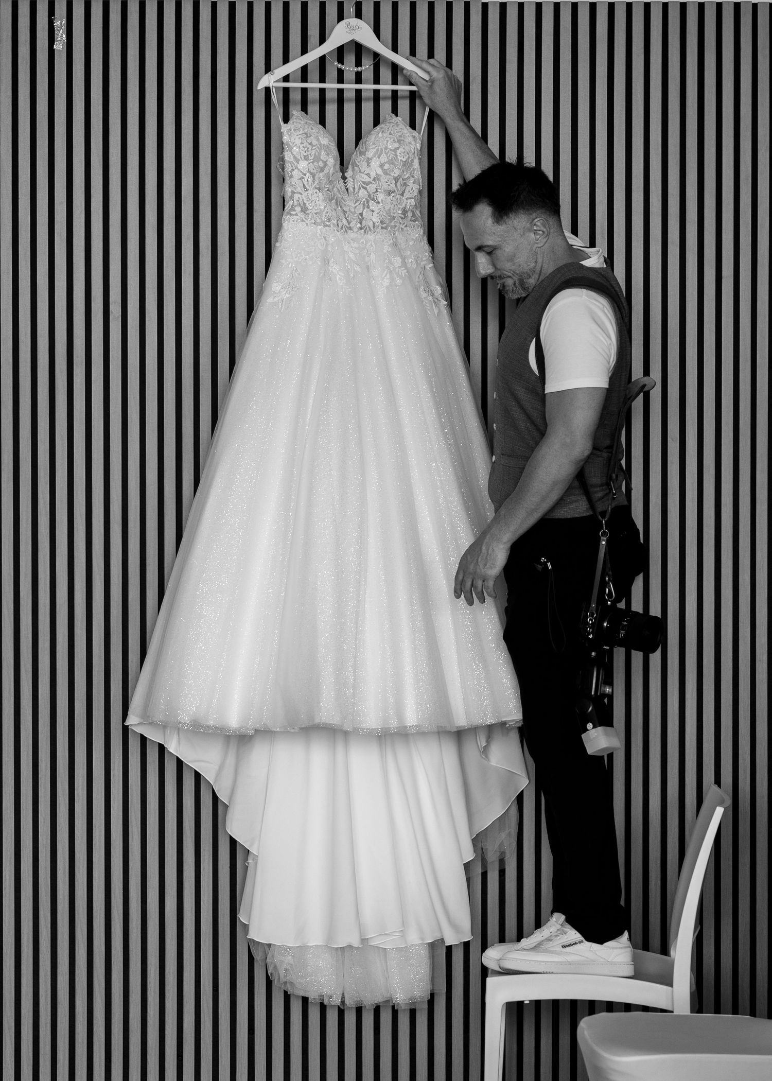 Hochzeitsfotograf Allan Feitor bei der Hochzeitsvorbereitung
