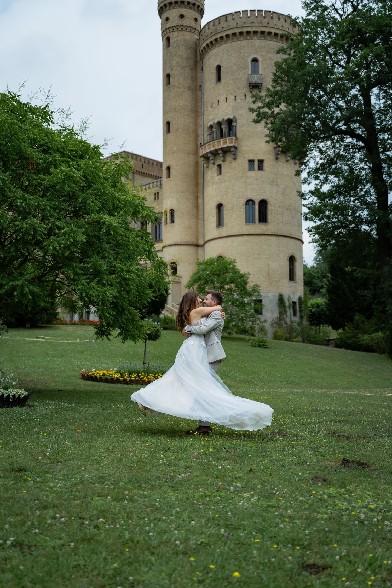 Hochzeitsfotos am Schloss Babelsberg Potsdam Hochzeitsfotograf