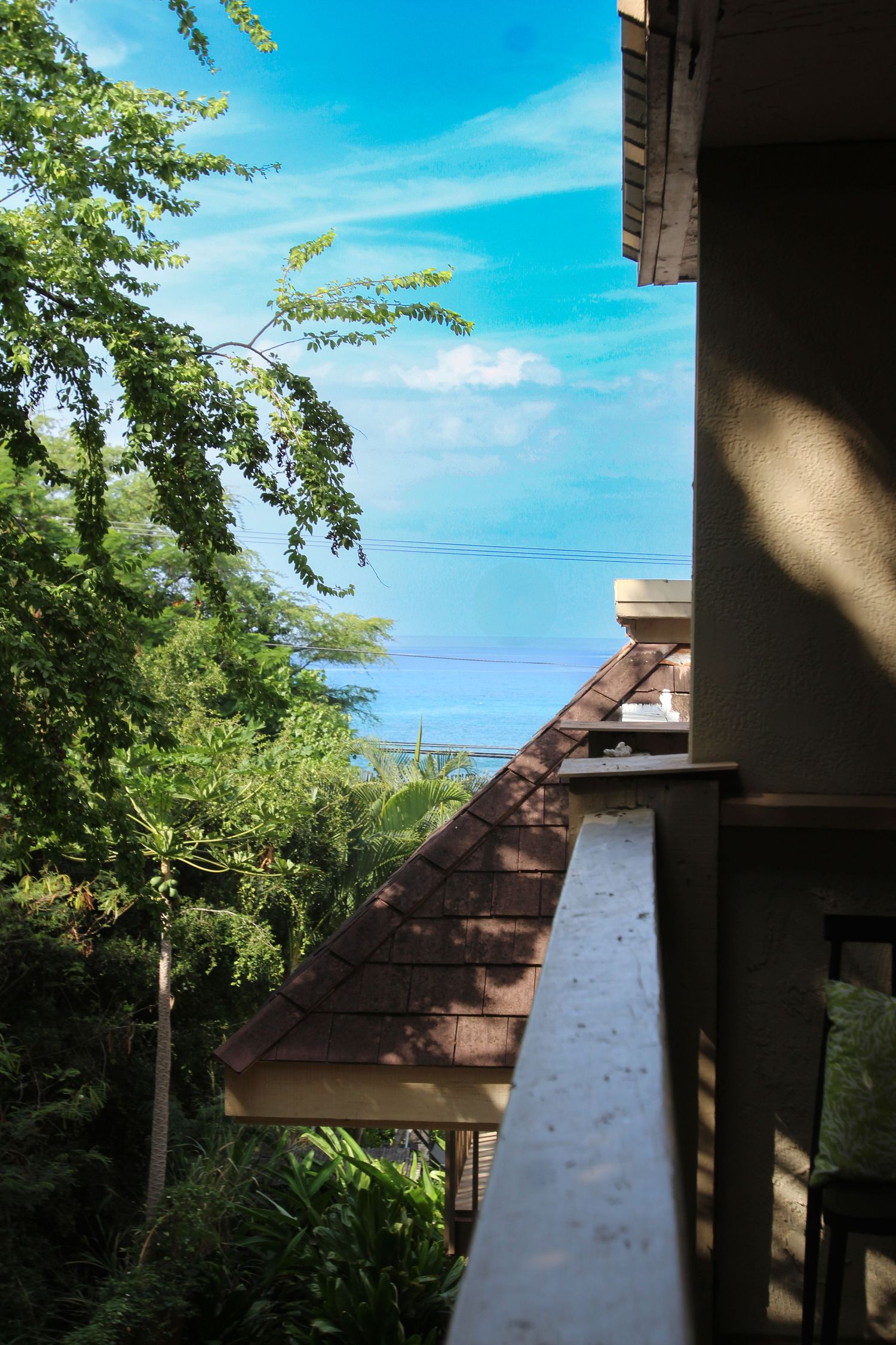 balcony peak a boo view of ocean
