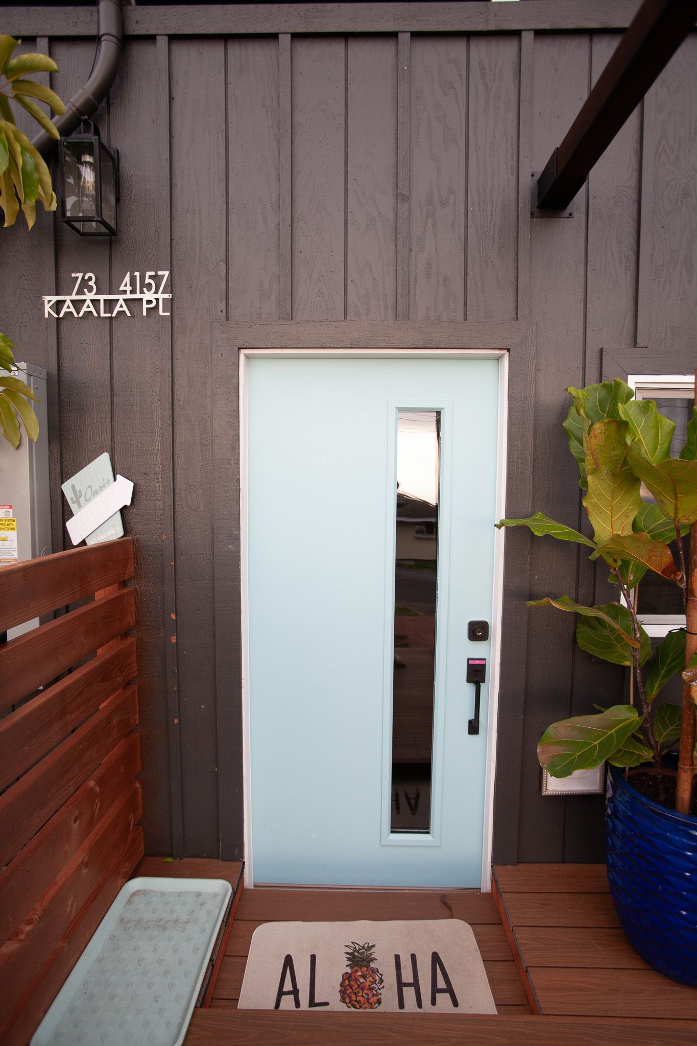 front door Airbnb condo Kona Hawaii