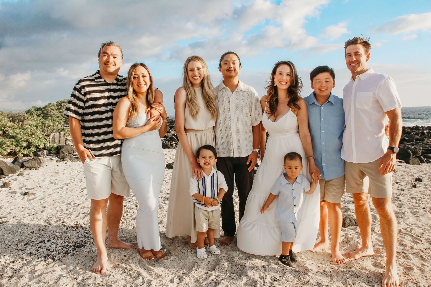 Extended family group session sunset beach photos Big Island Hawaii photographer