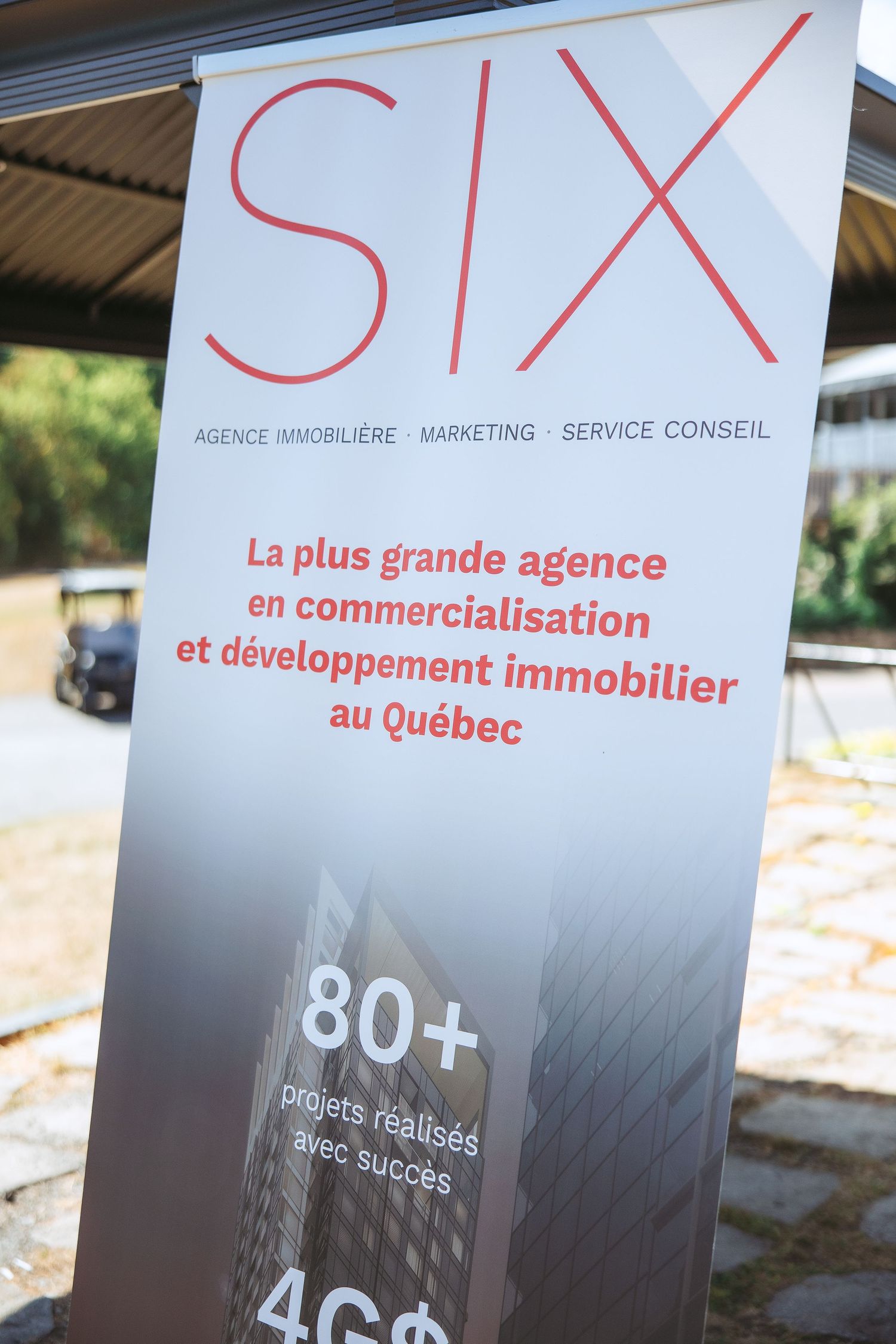 Marketing materials showing text and statistics for a Quebec real estate agency with red text overlays.