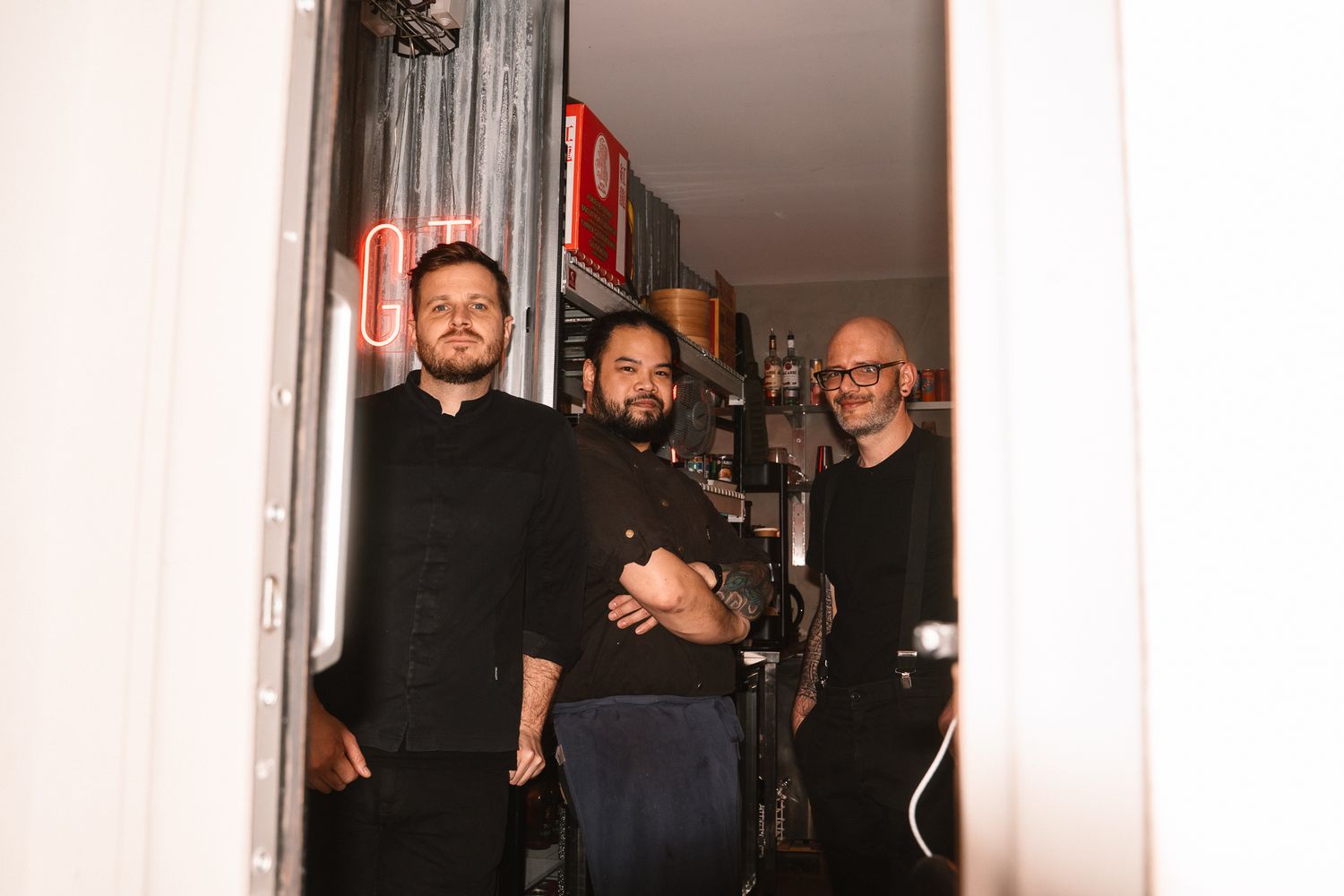 Reportage photo dans les cuisines du restaurant Général Tao à Rennes, immersion dans le travail d’un restaurant en Bretagne.