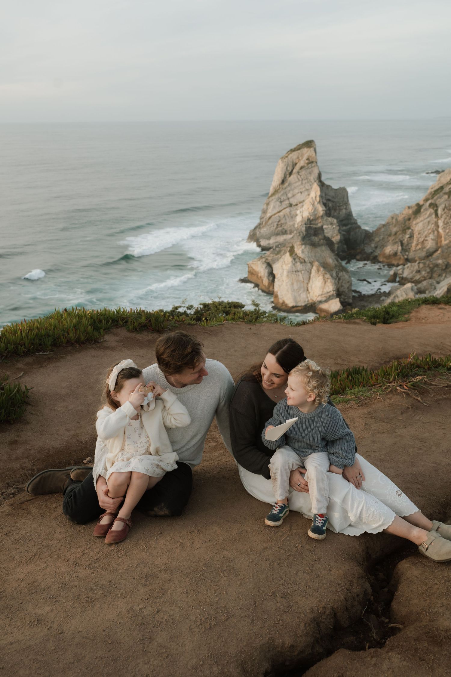 Cascais Family Photographer, Family Photoshoot, Praia da Ursa