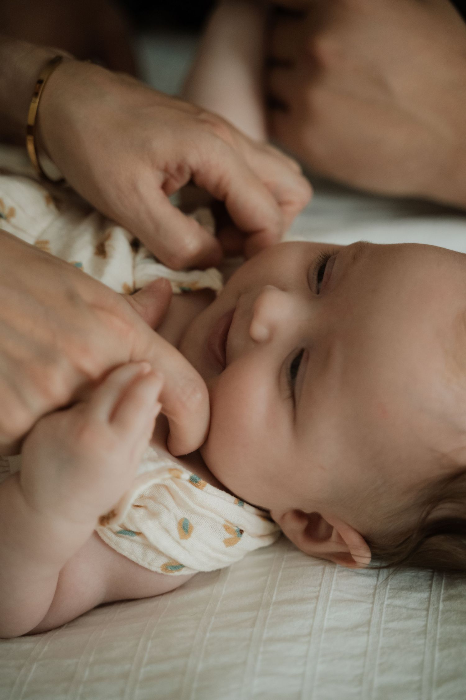 Lisbon Newborn Photographer, Natural Newborn Photos, Home Session