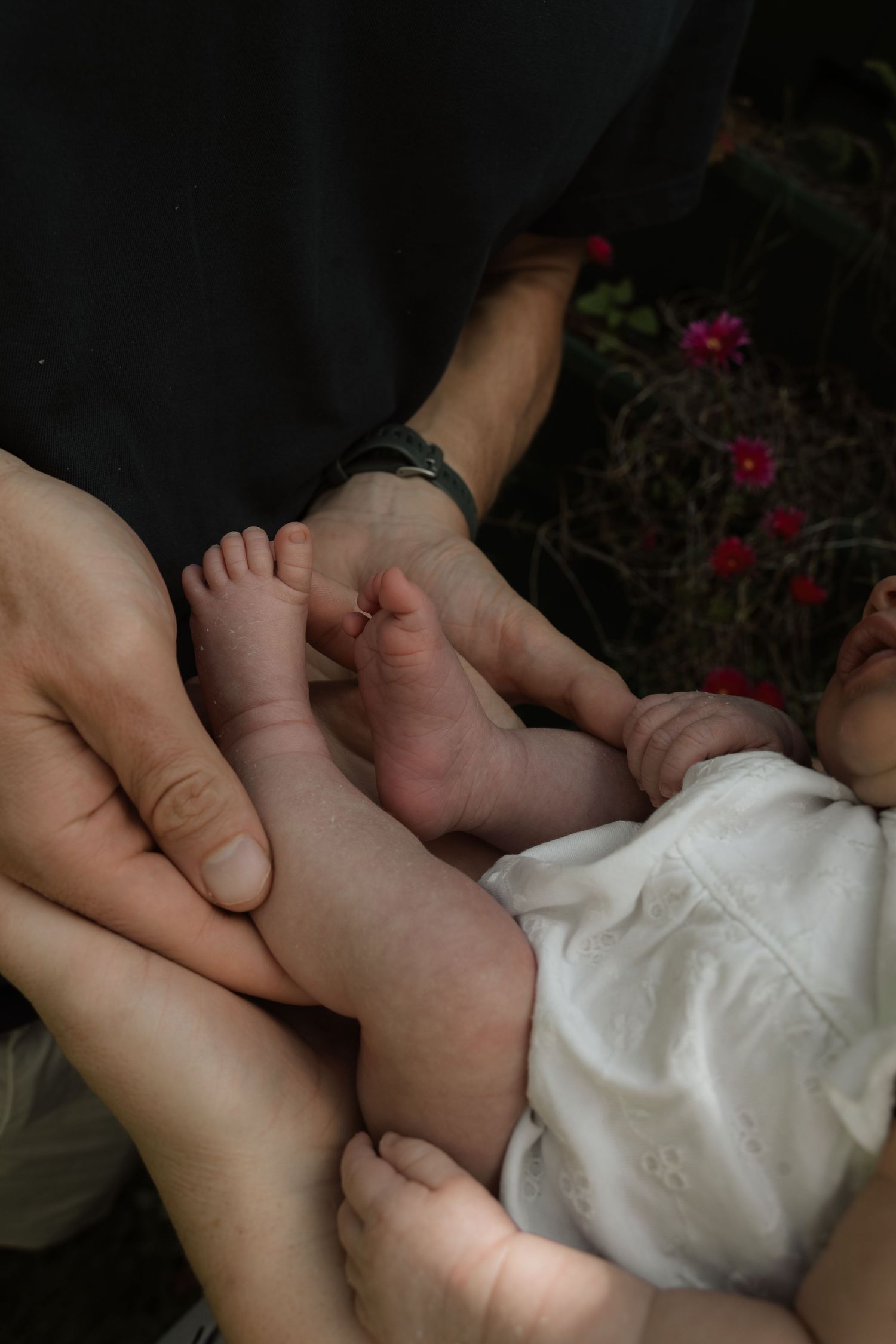 Lisbon Newborn Photographer, Natural Family Photos, Details
